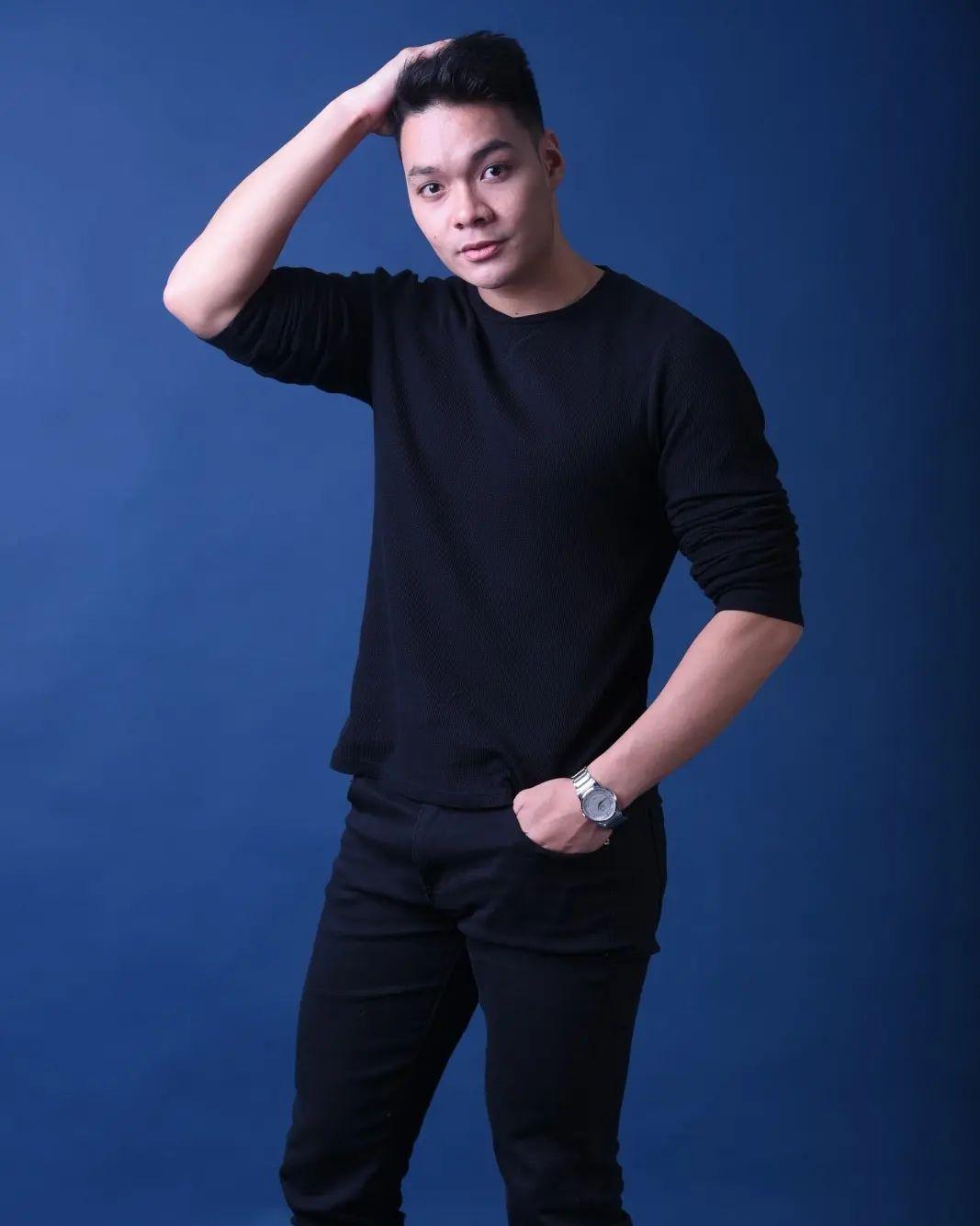 actor Toni Ross Oropesa large photo