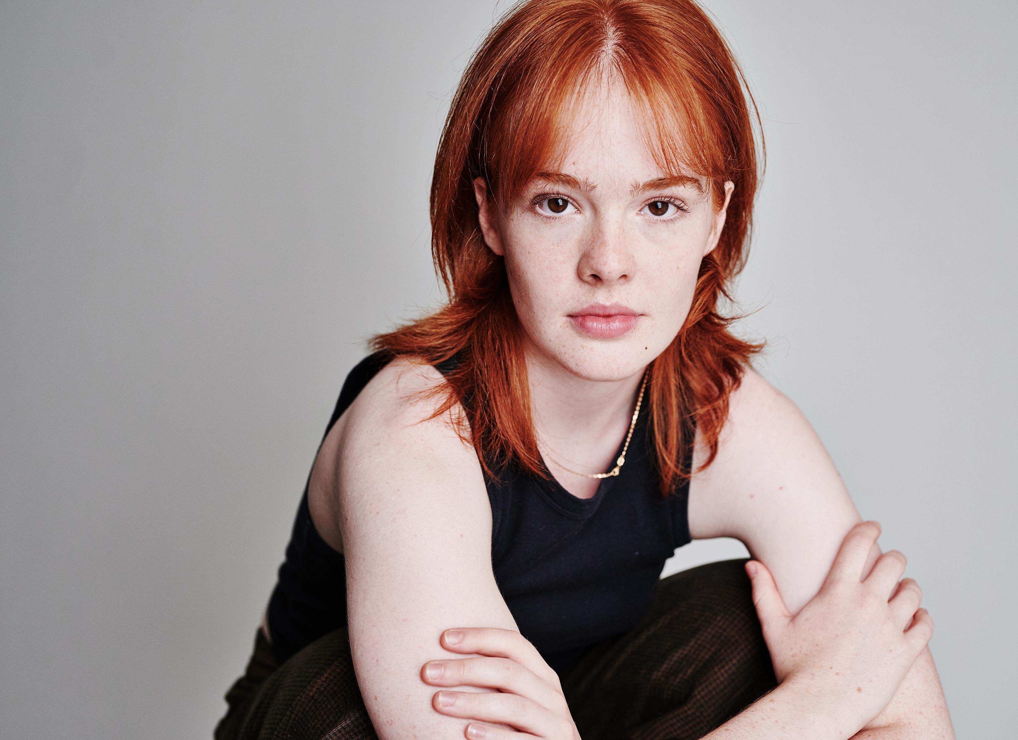 actor Madeleine Power large photo