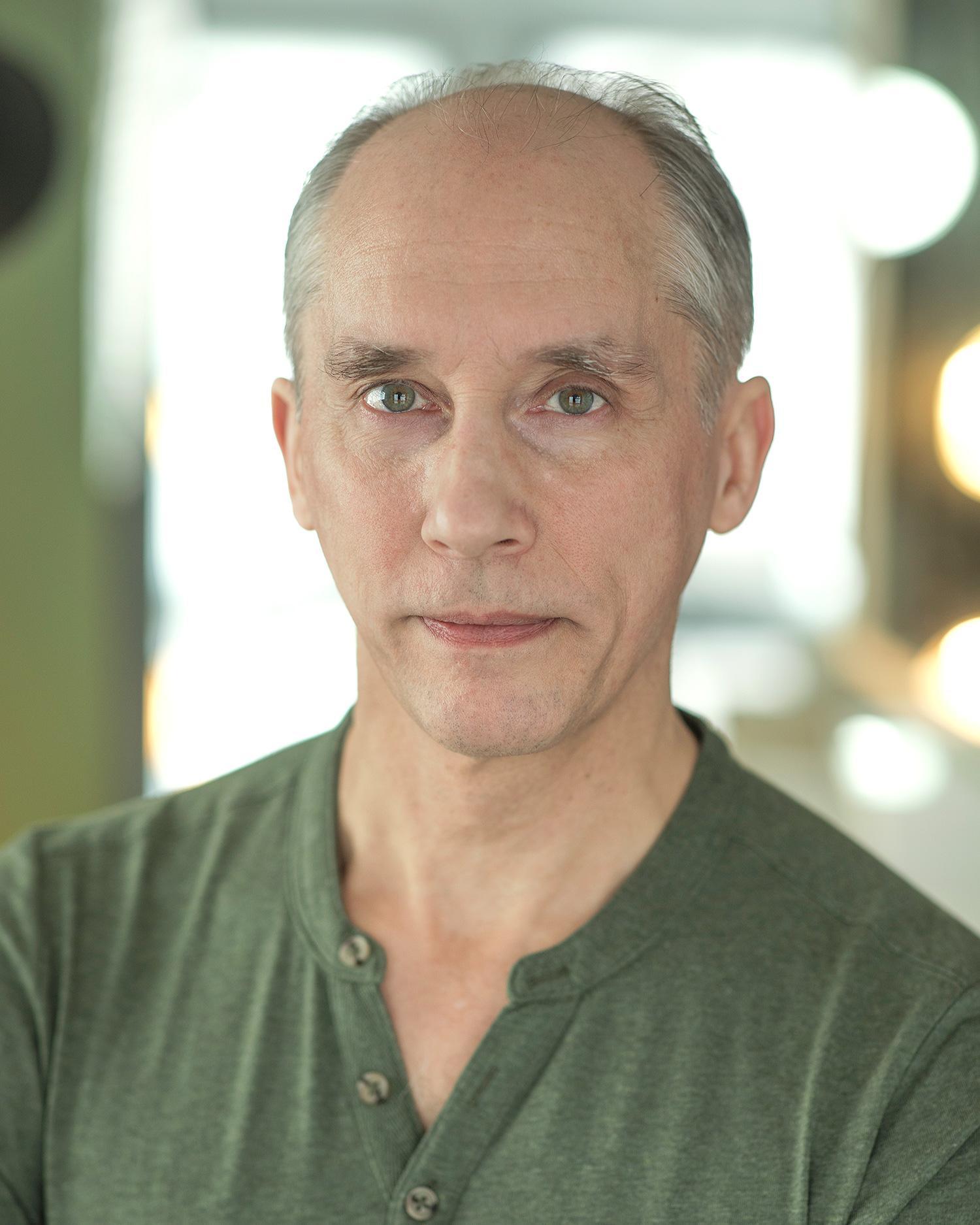 actor Alex Freeman large photo