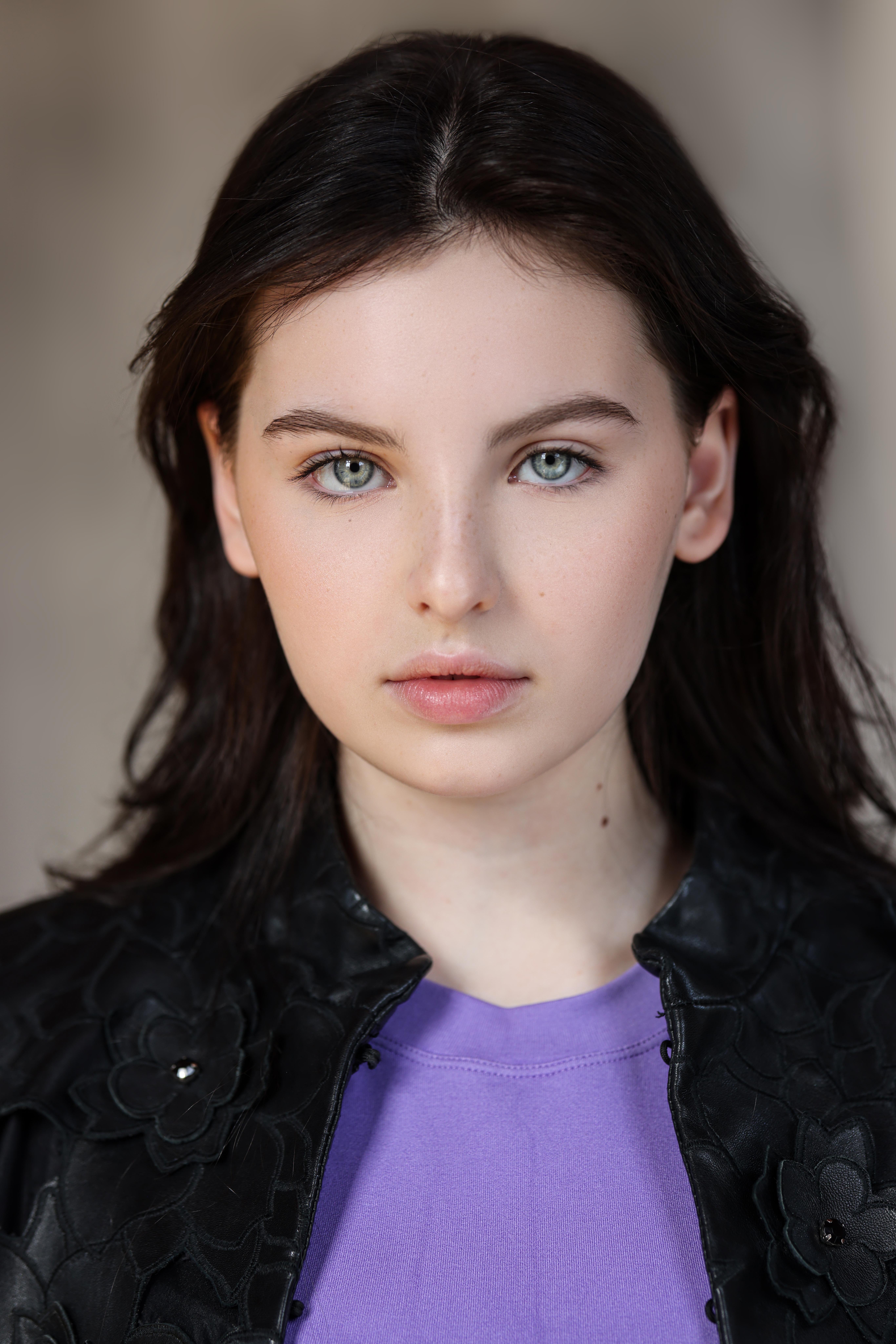 actor Fiona Rose large photo
