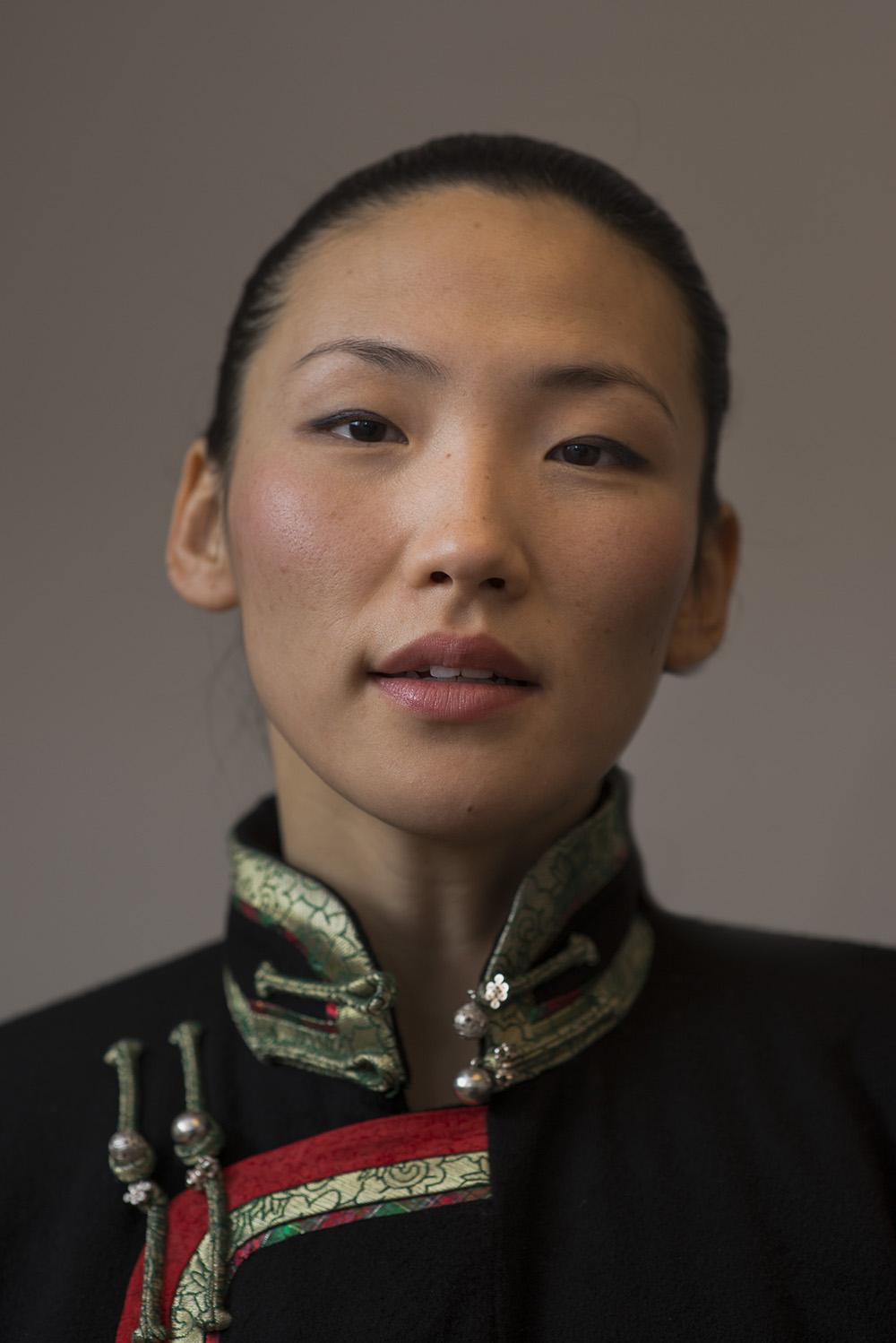 actor Uisenma Borchu large photo