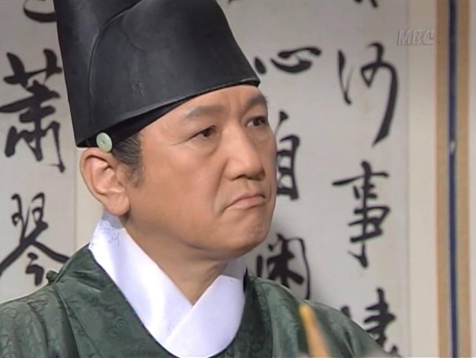 actor Kuk Shin large photo