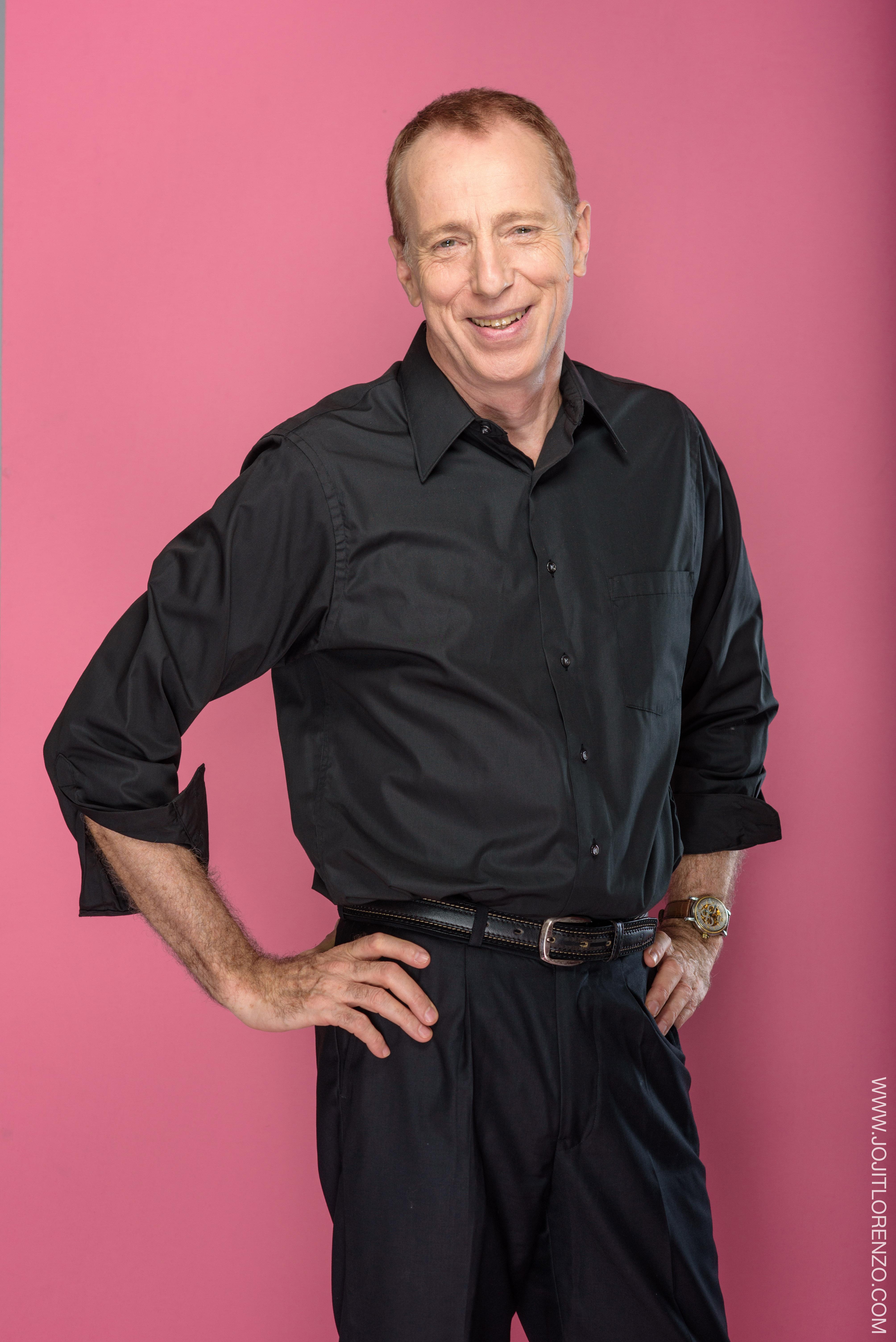 actor Paul Holmes large photo