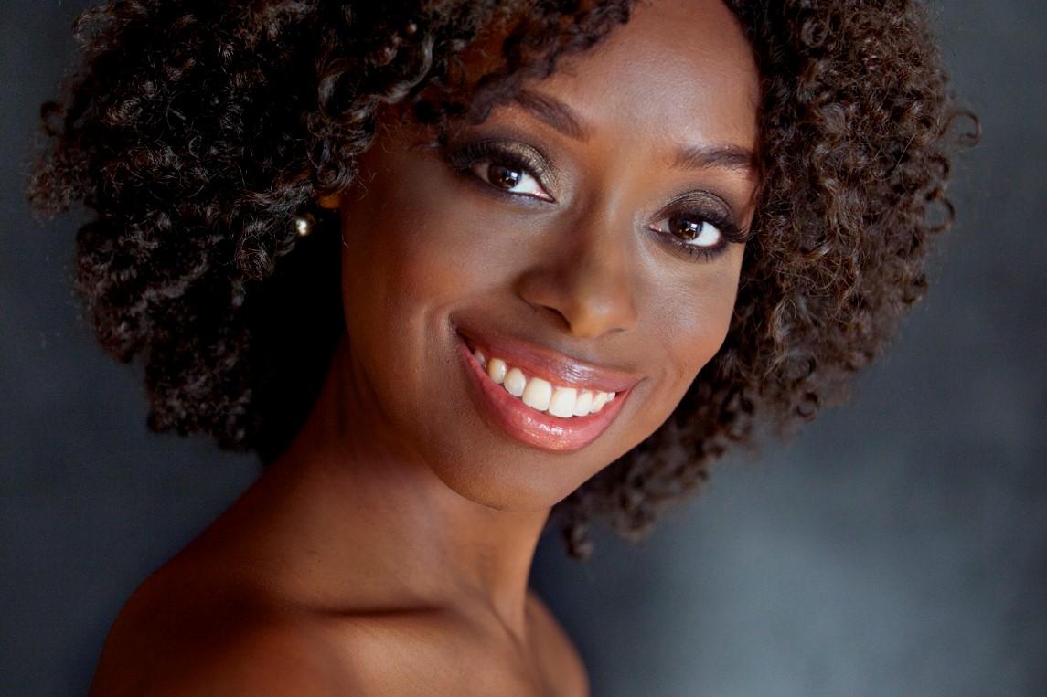 actor Ayana O'Shun large photo