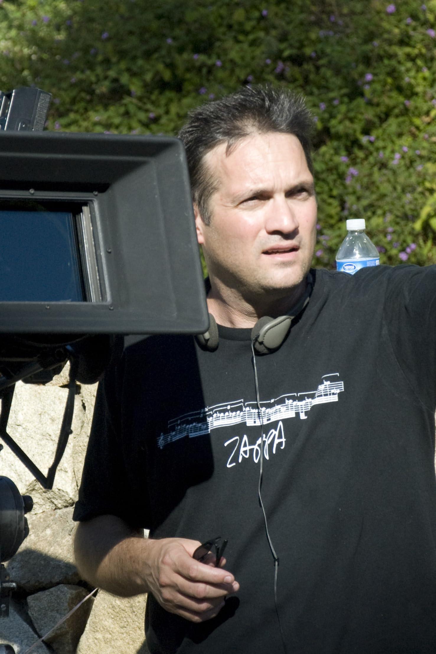 actor Matthew Barry large photo