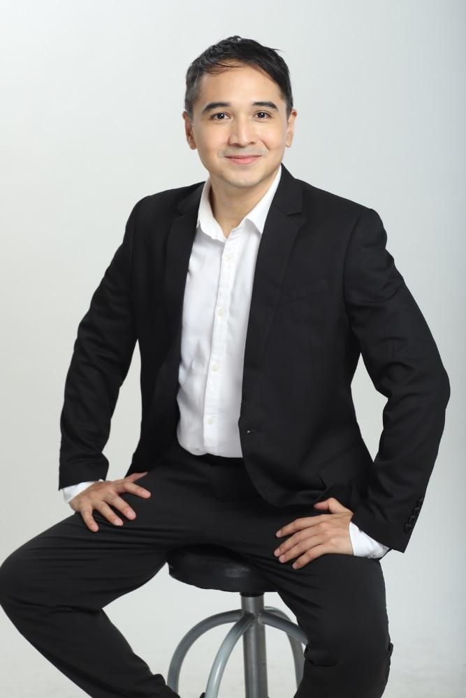 actor Chubi Del Rosario large photo