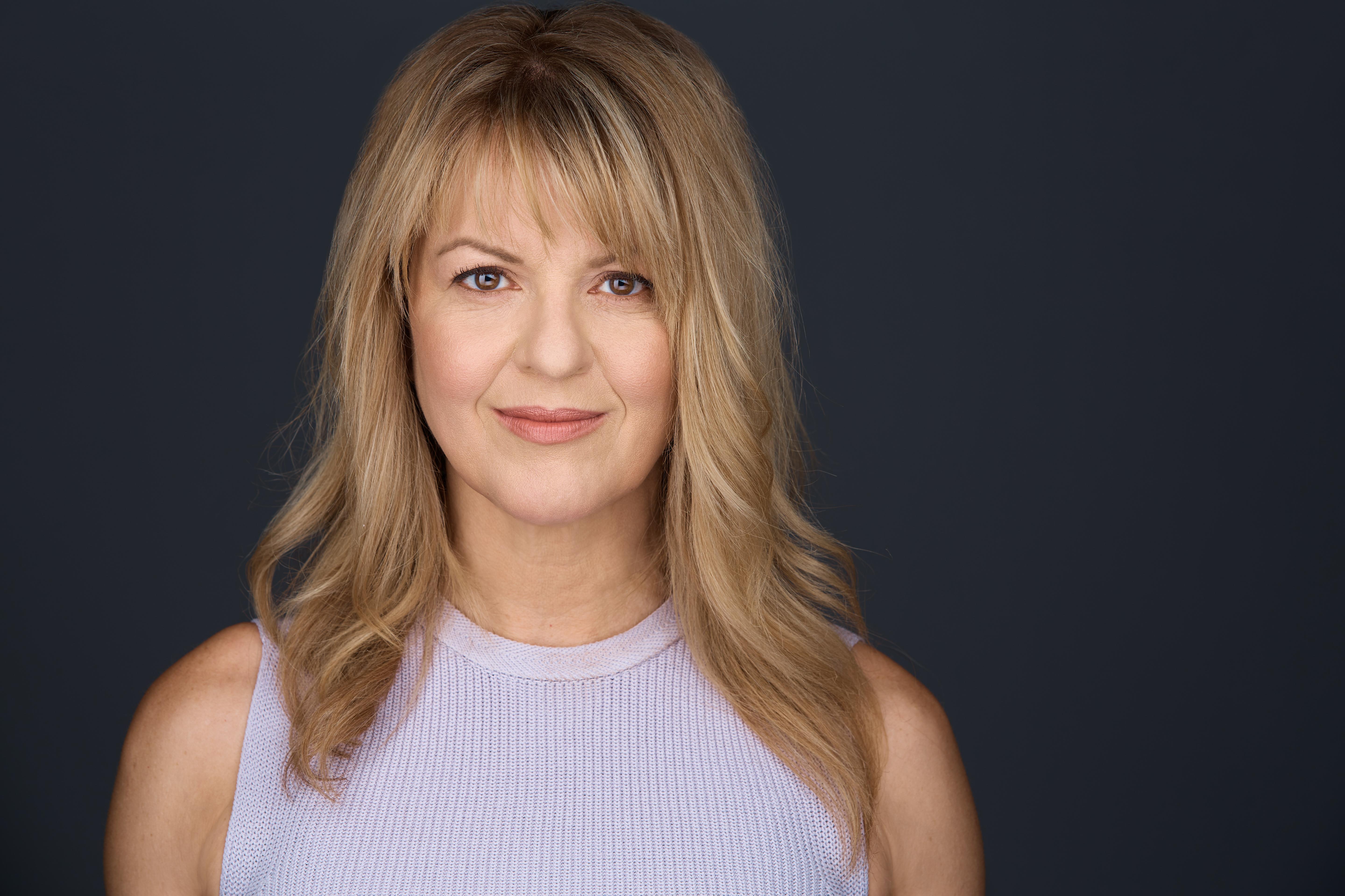 actor Stephanie Wolfe large photo