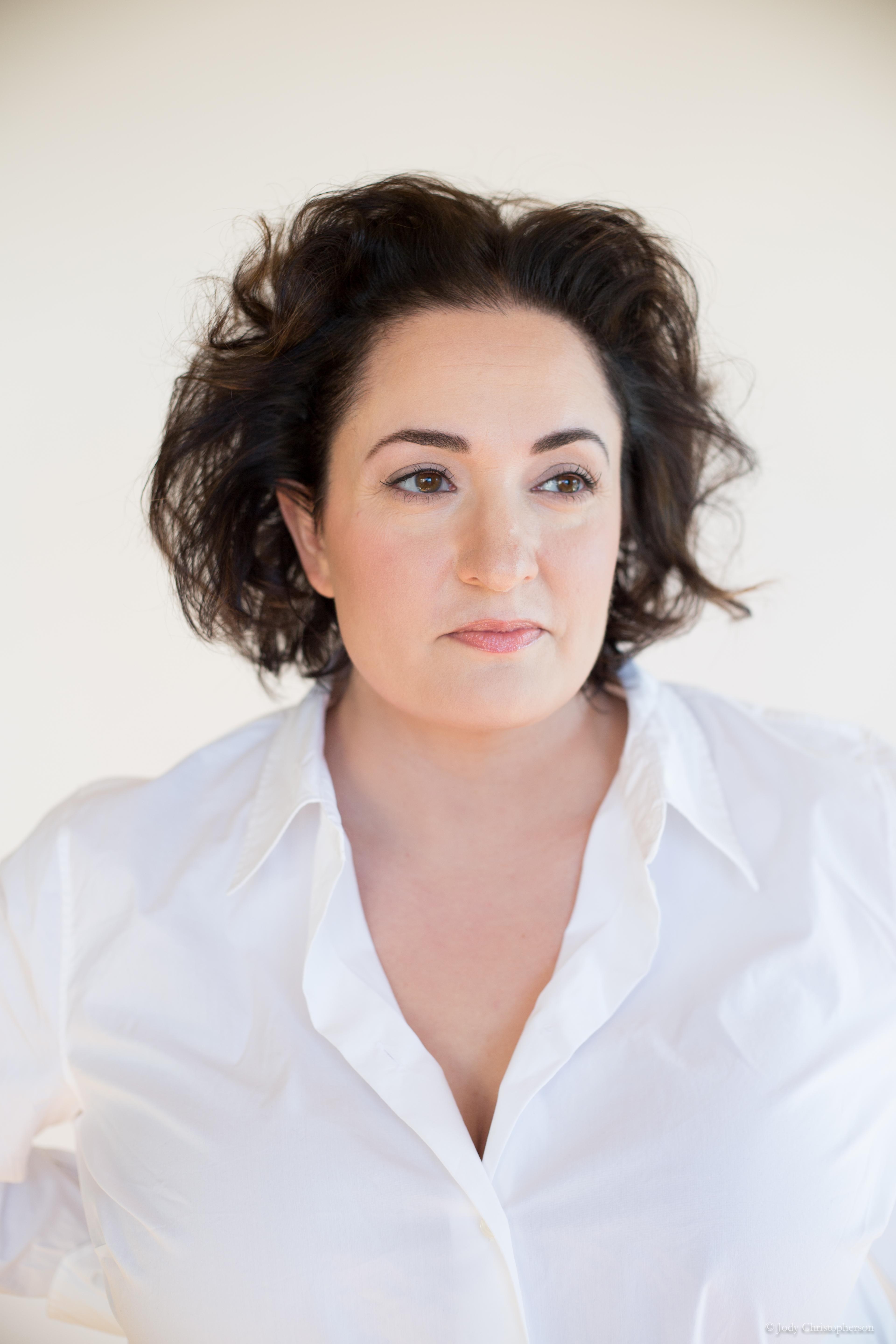 actor Cate Bottiglione large photo