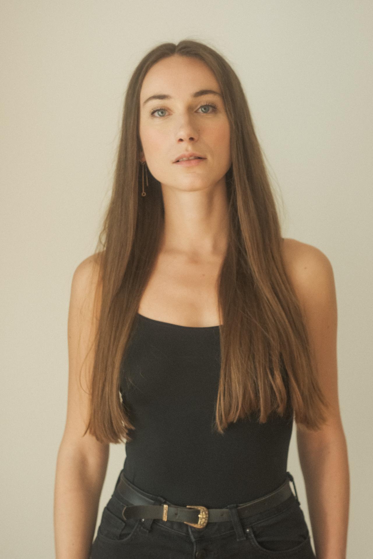 actor Charlotta Lövgren large photo