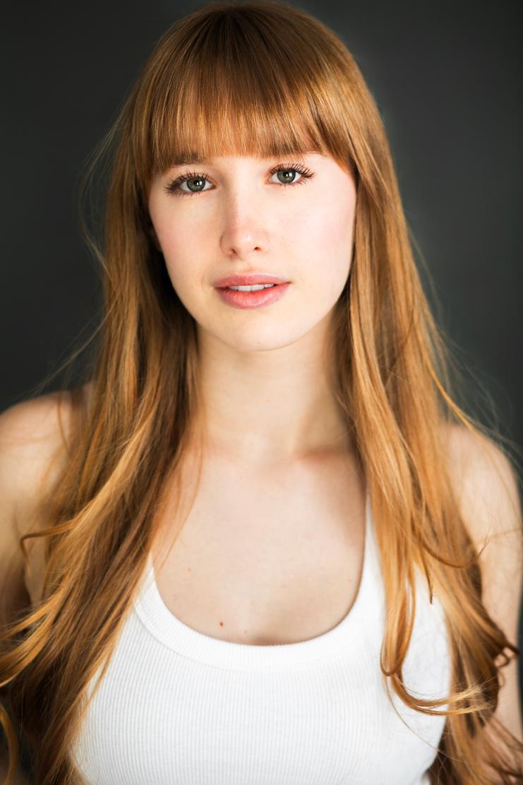 actor Allison Kove large photo