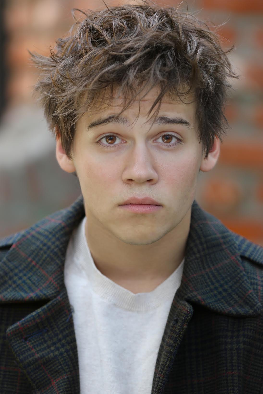 actor Sage Ftacek large photo