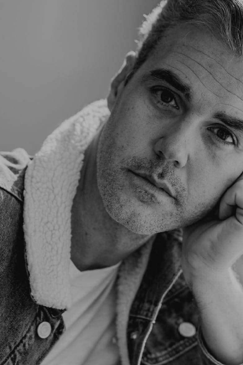 actor Jack Perry large photo