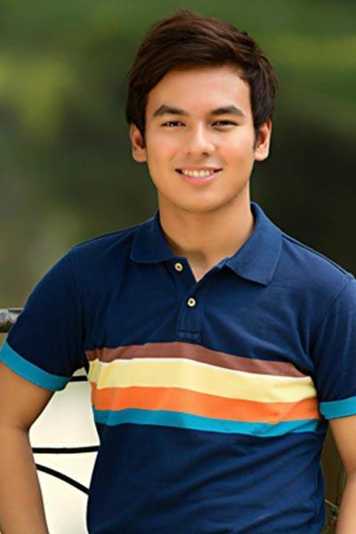 actor John Manalo large photo