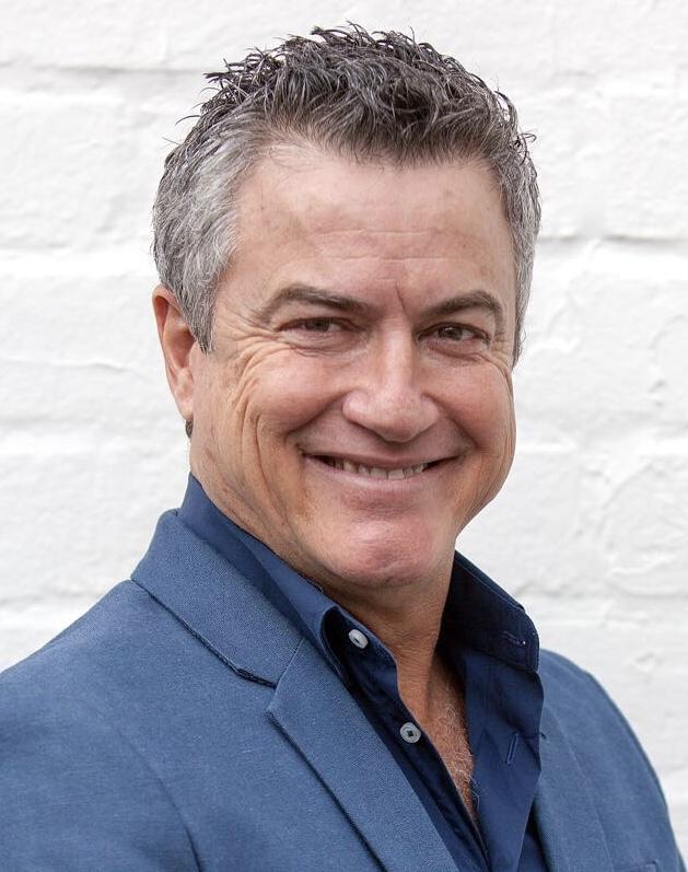 actor Iran Melo large photo