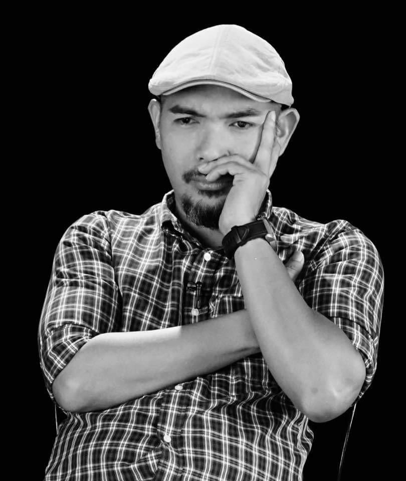 actor Bombi Plata large photo