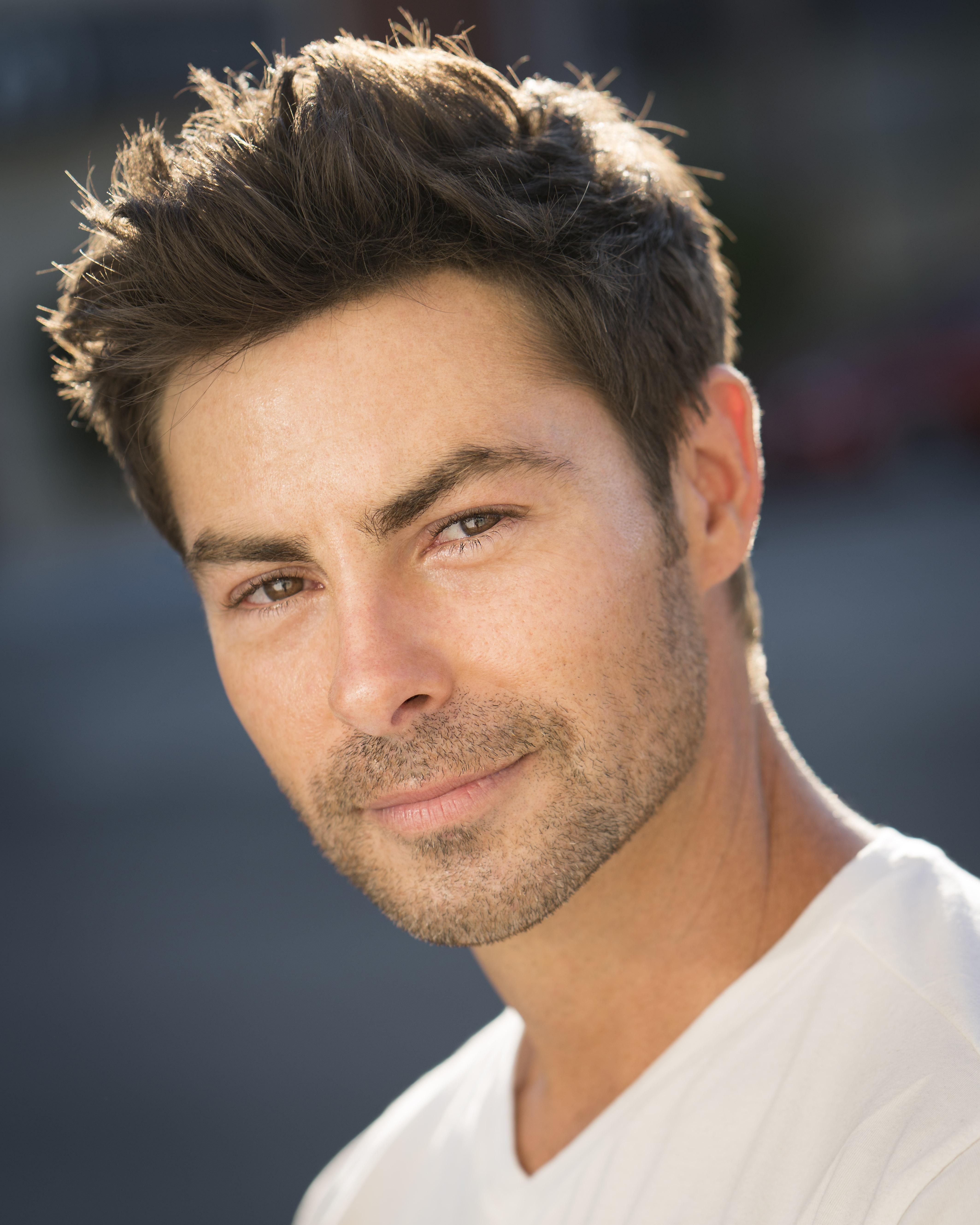 actor Ryan Manuel large photo