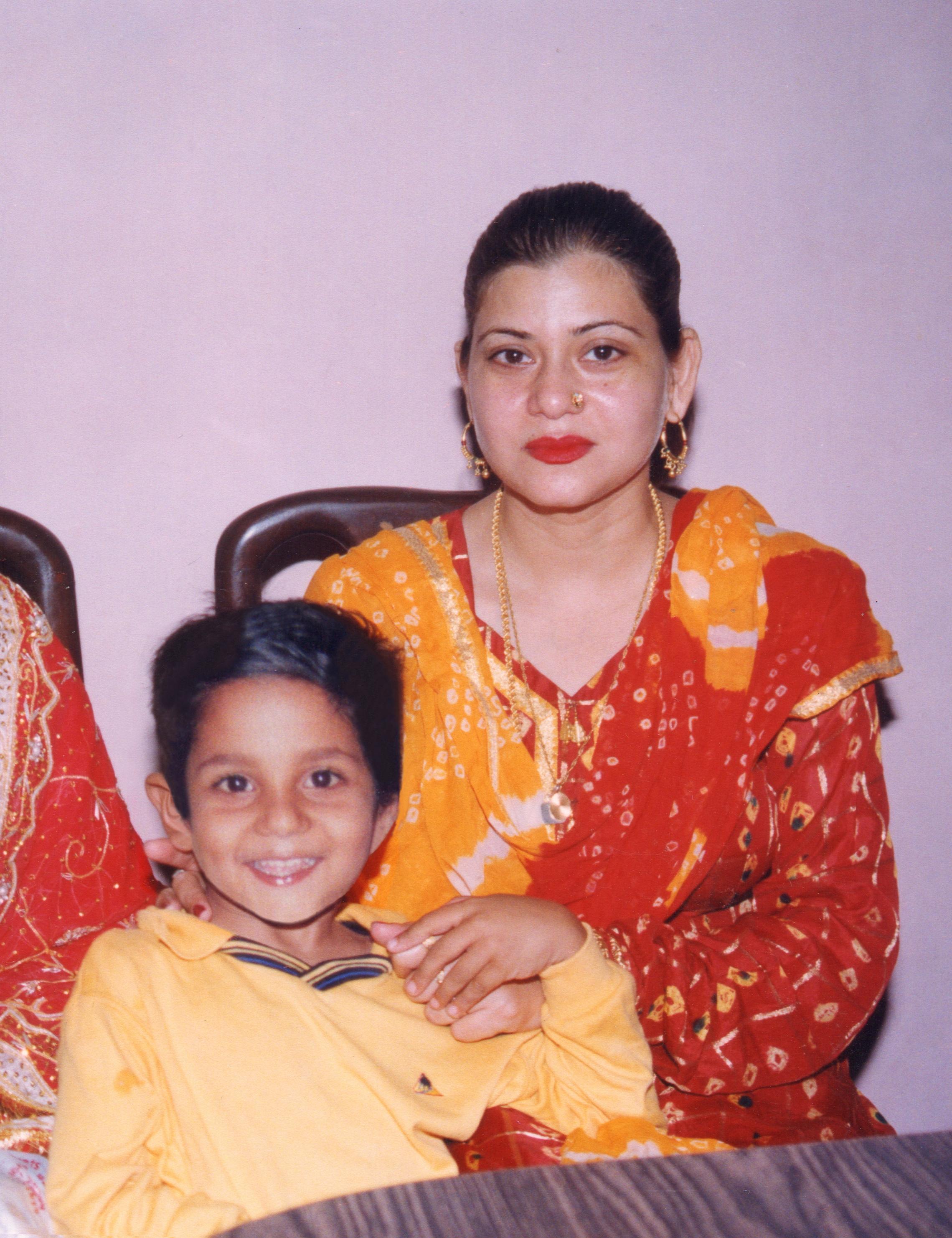 actor Amar Noorie large photo