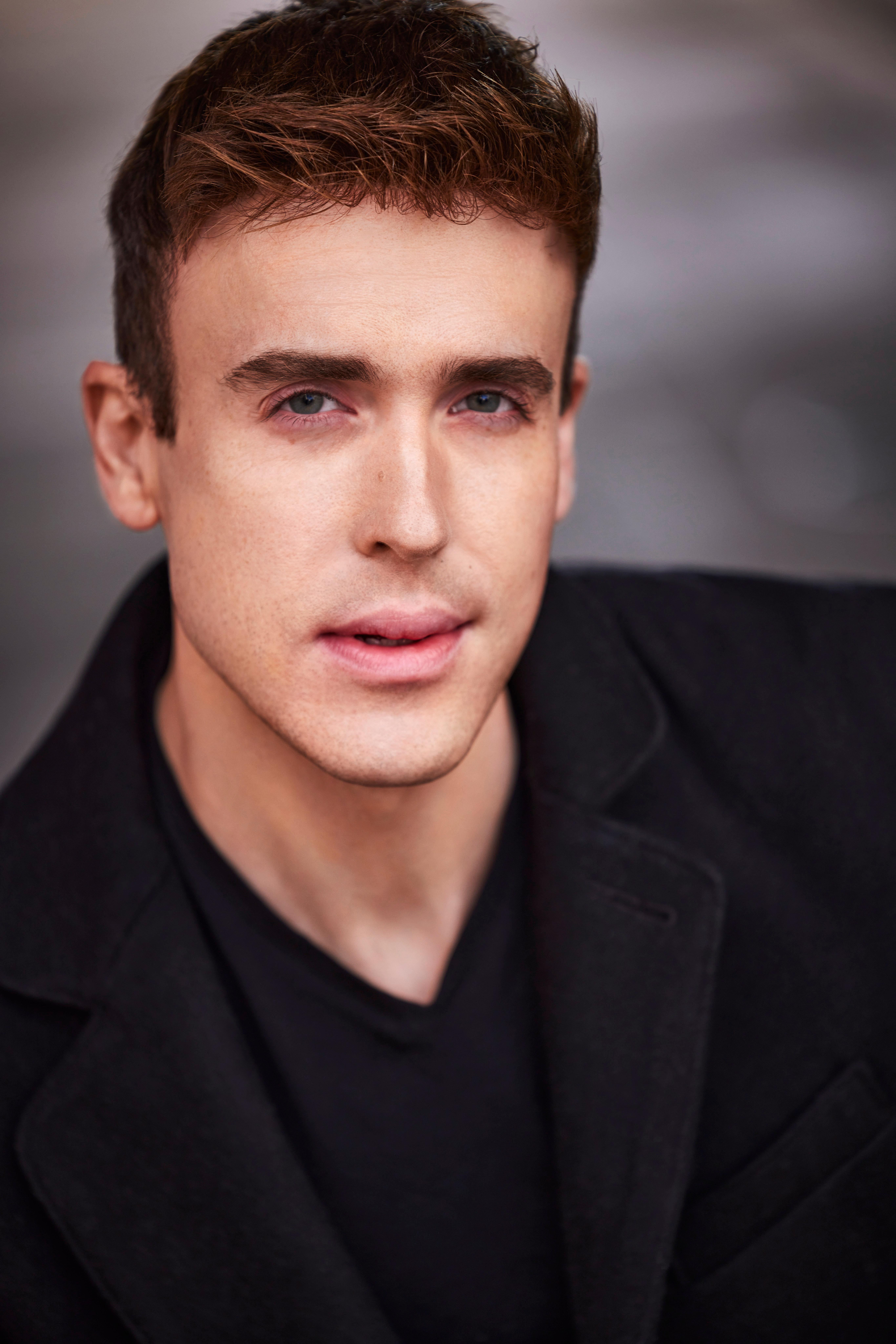 actor Daniel Bateman large photo