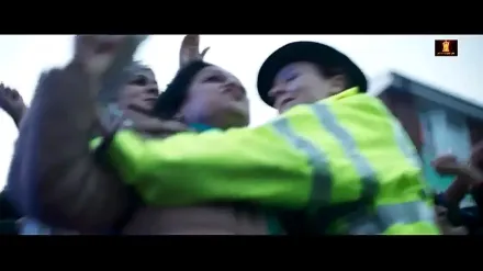 Trailer thumbnail