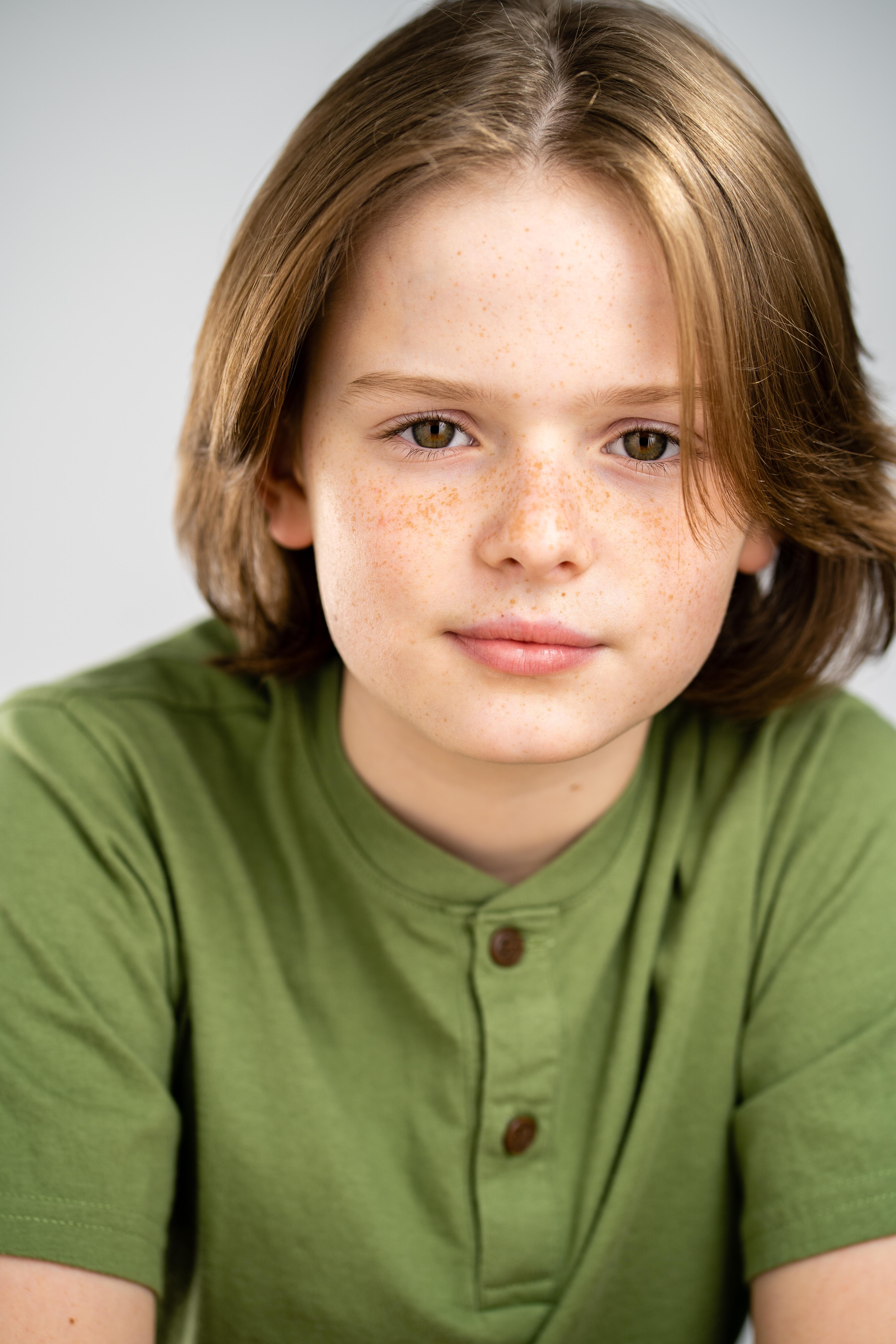 actor Ozzy Davidson large photo