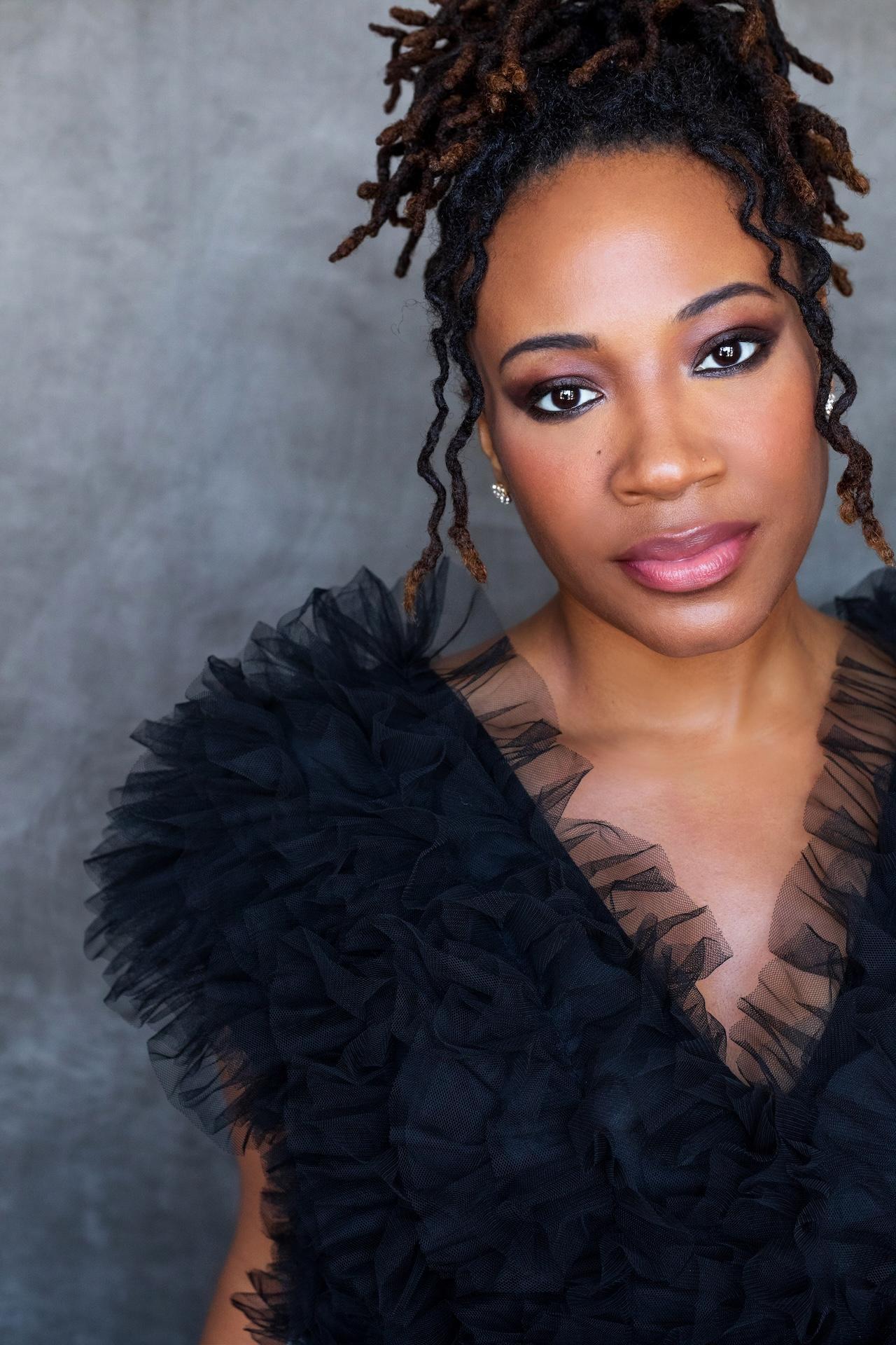 actor Jessica Sade Ward large photo