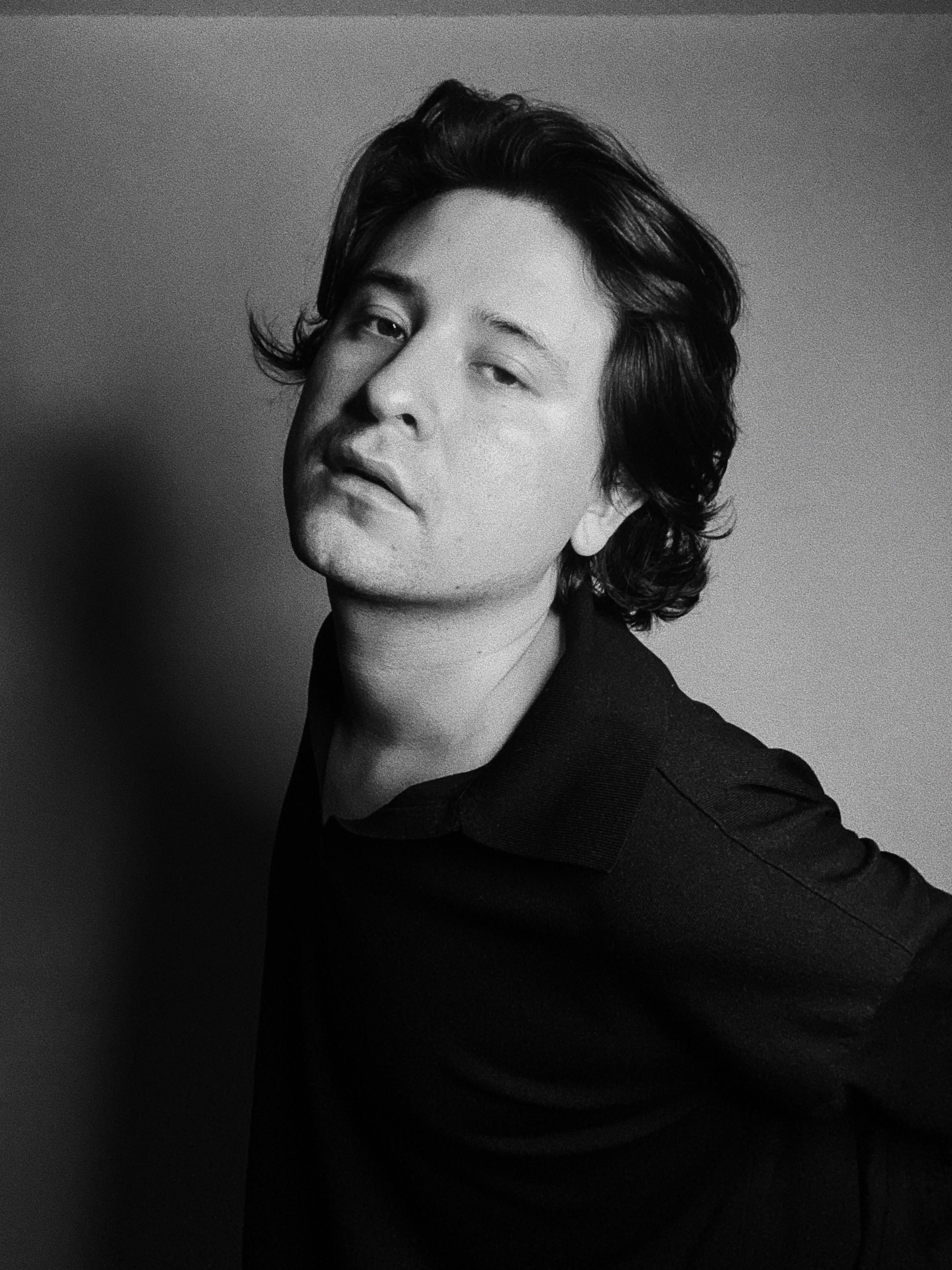 actor Richard Perez large photo