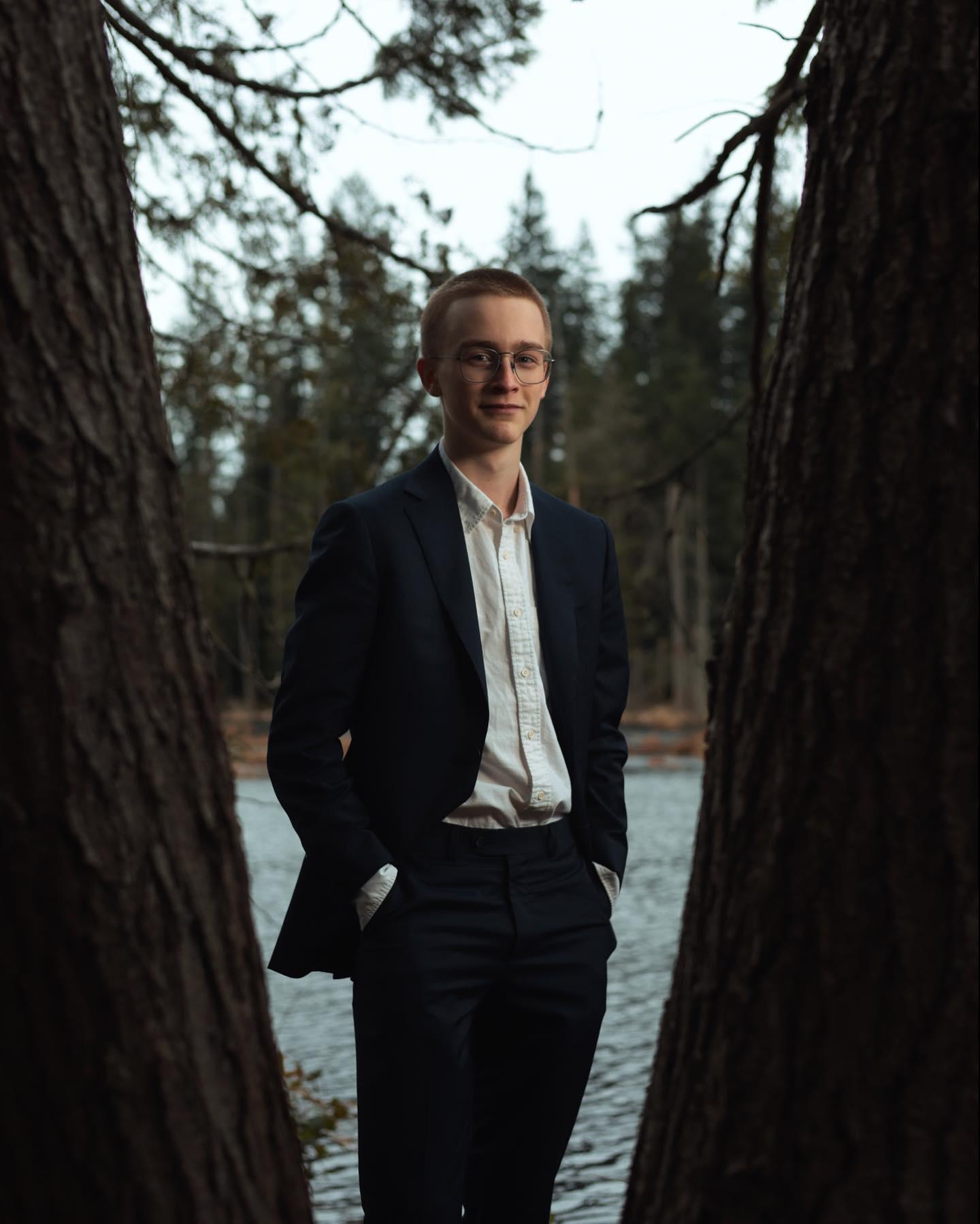 actor Noah Massengill large photo