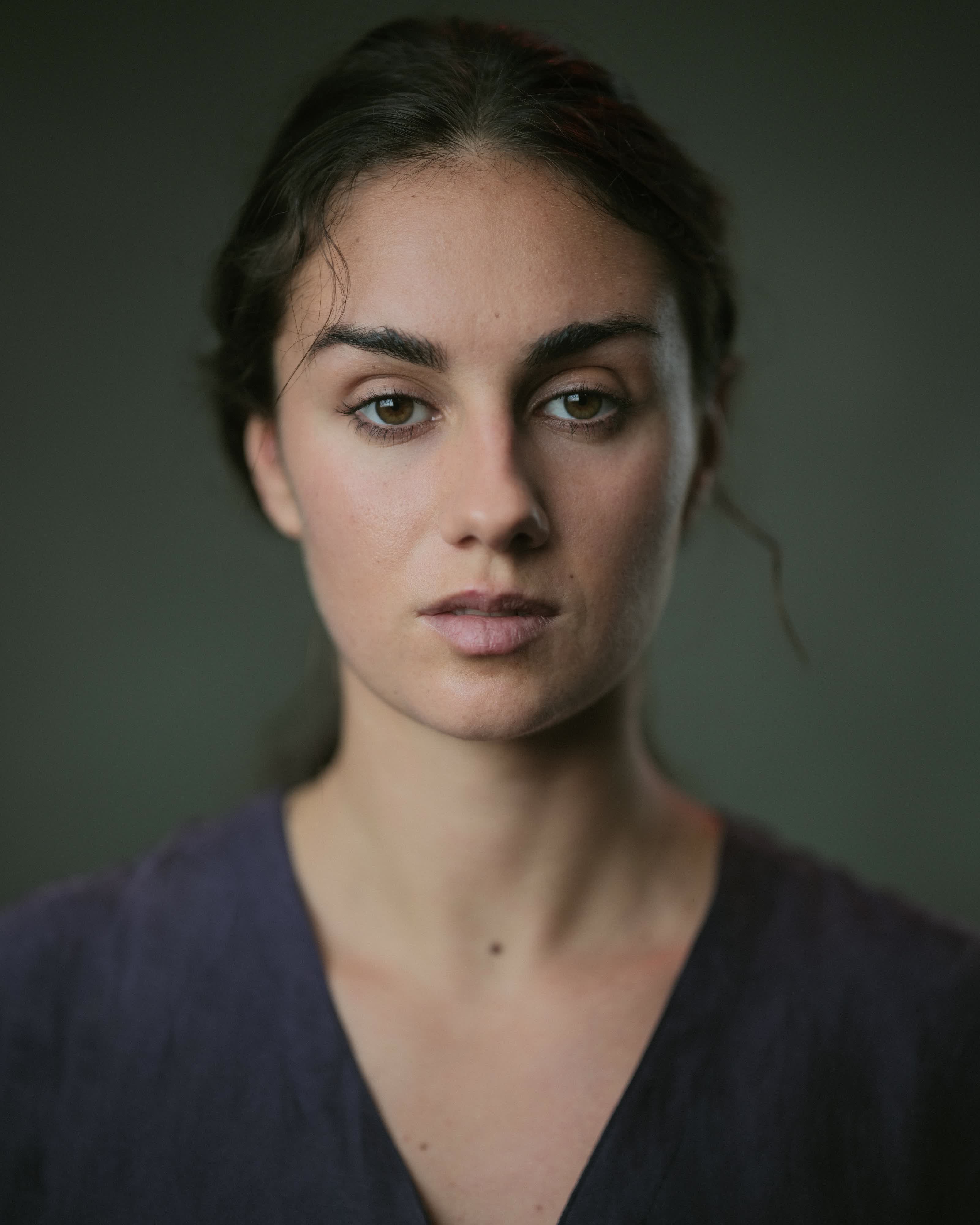 actor Carola Colombo large photo