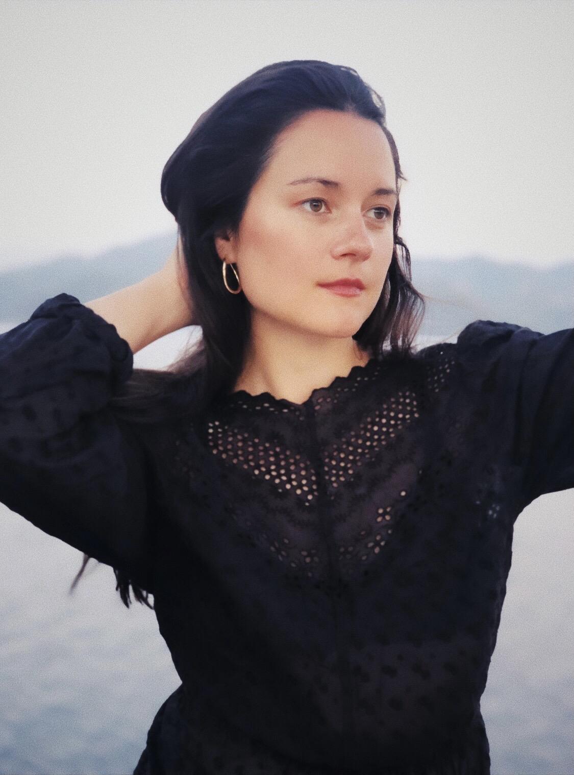 actor Arabella Oz large photo