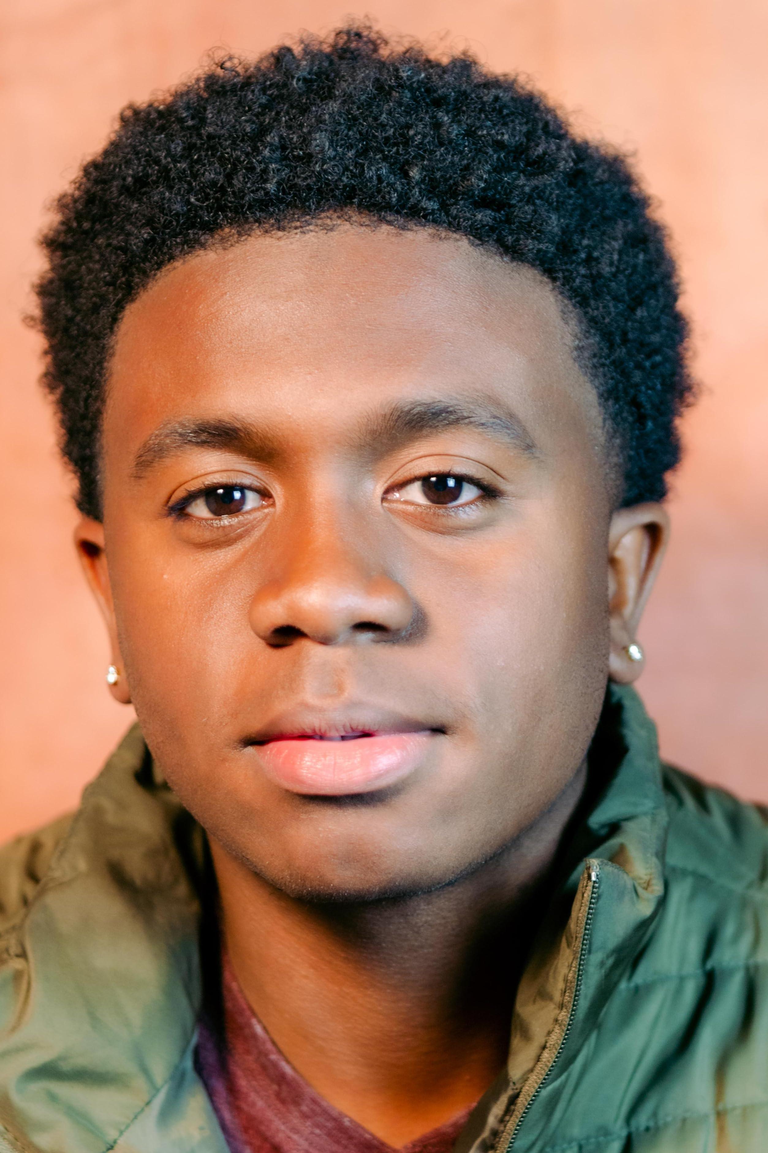 actor Caleb Lowery large photo