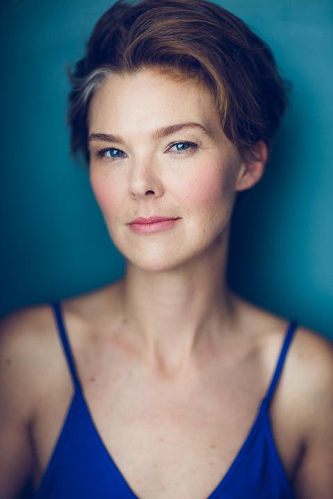 actor Lauren McCann large photo