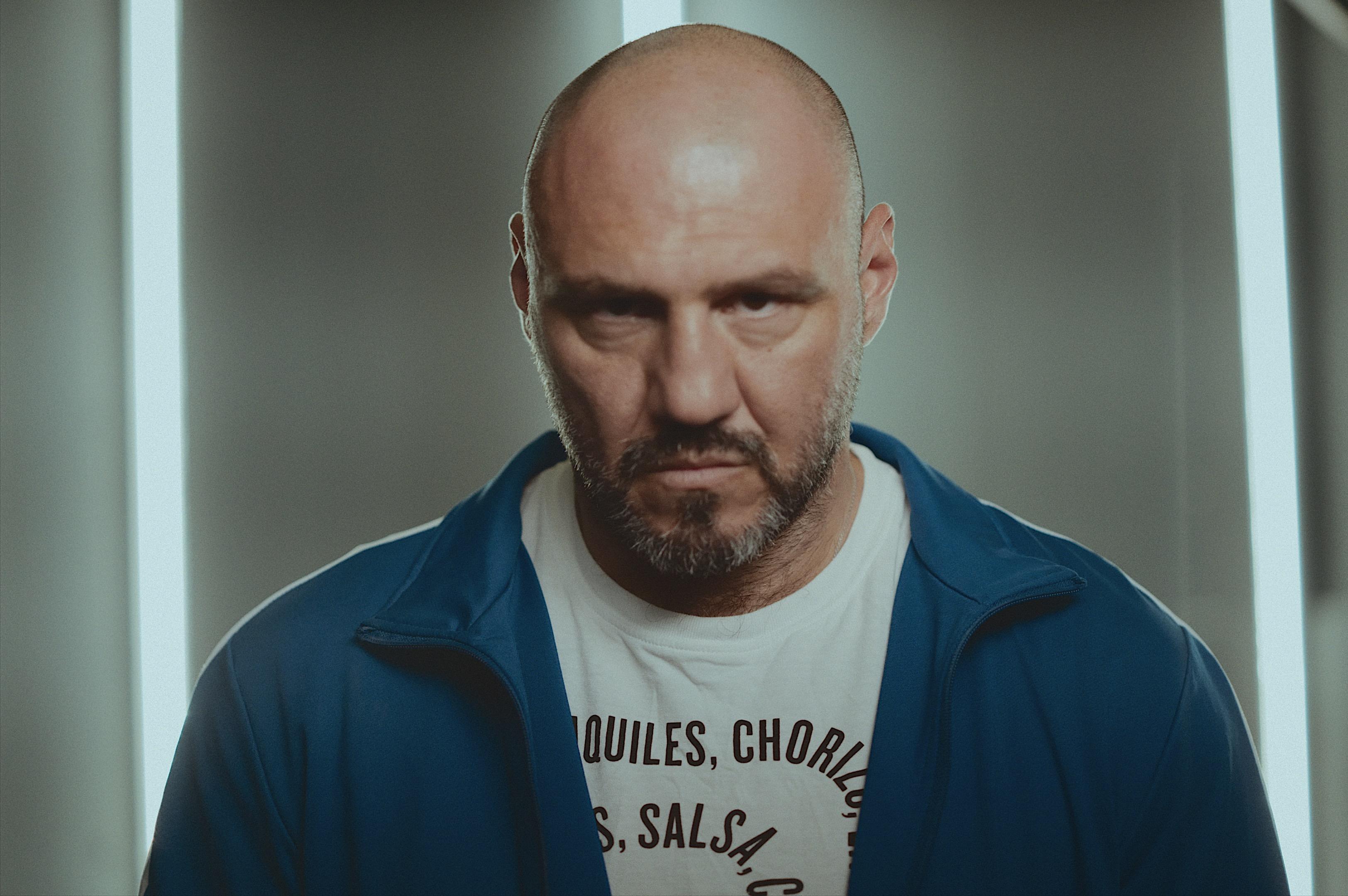 actor Kostas Angel large photo