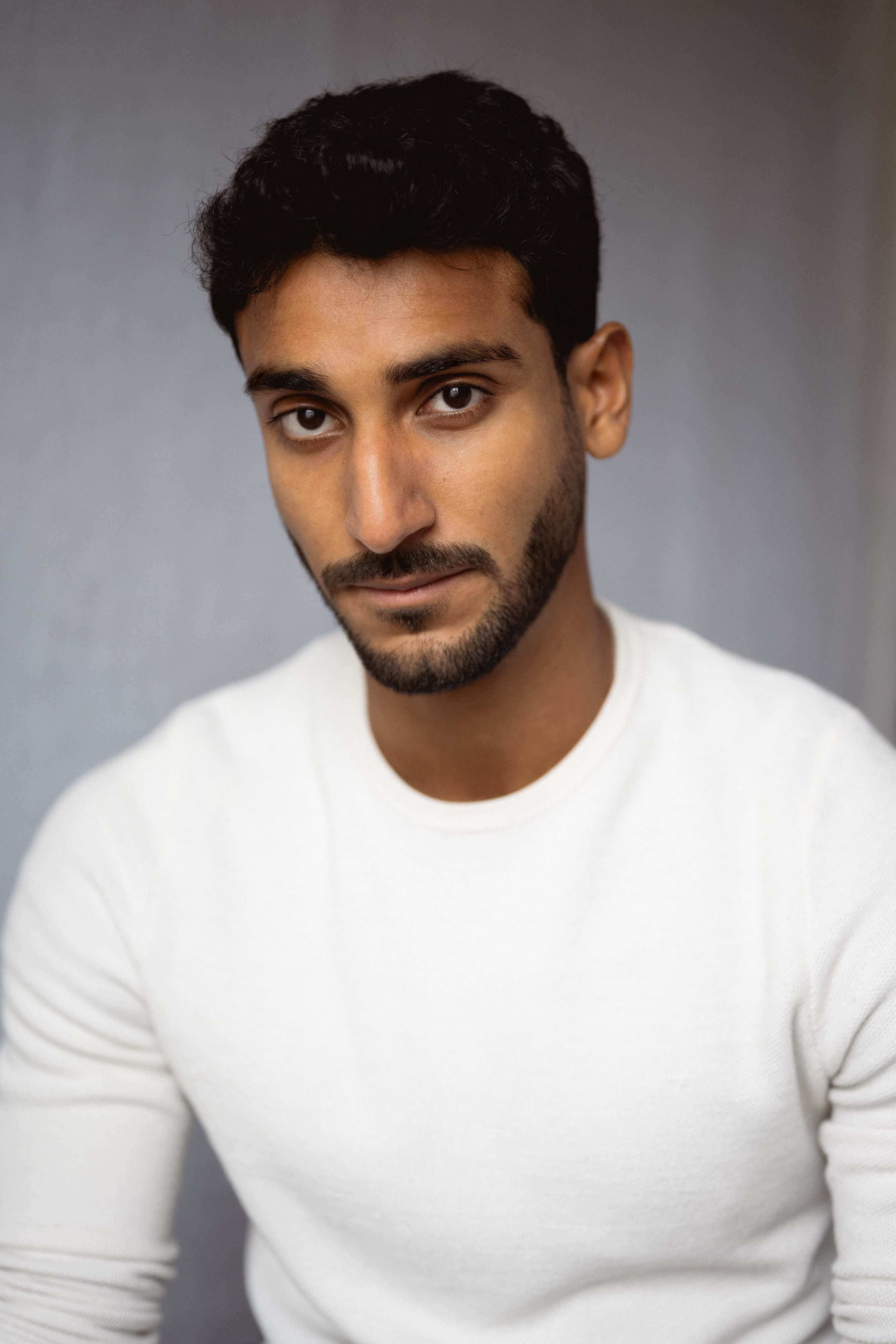 actor Akshay Khanna large photo