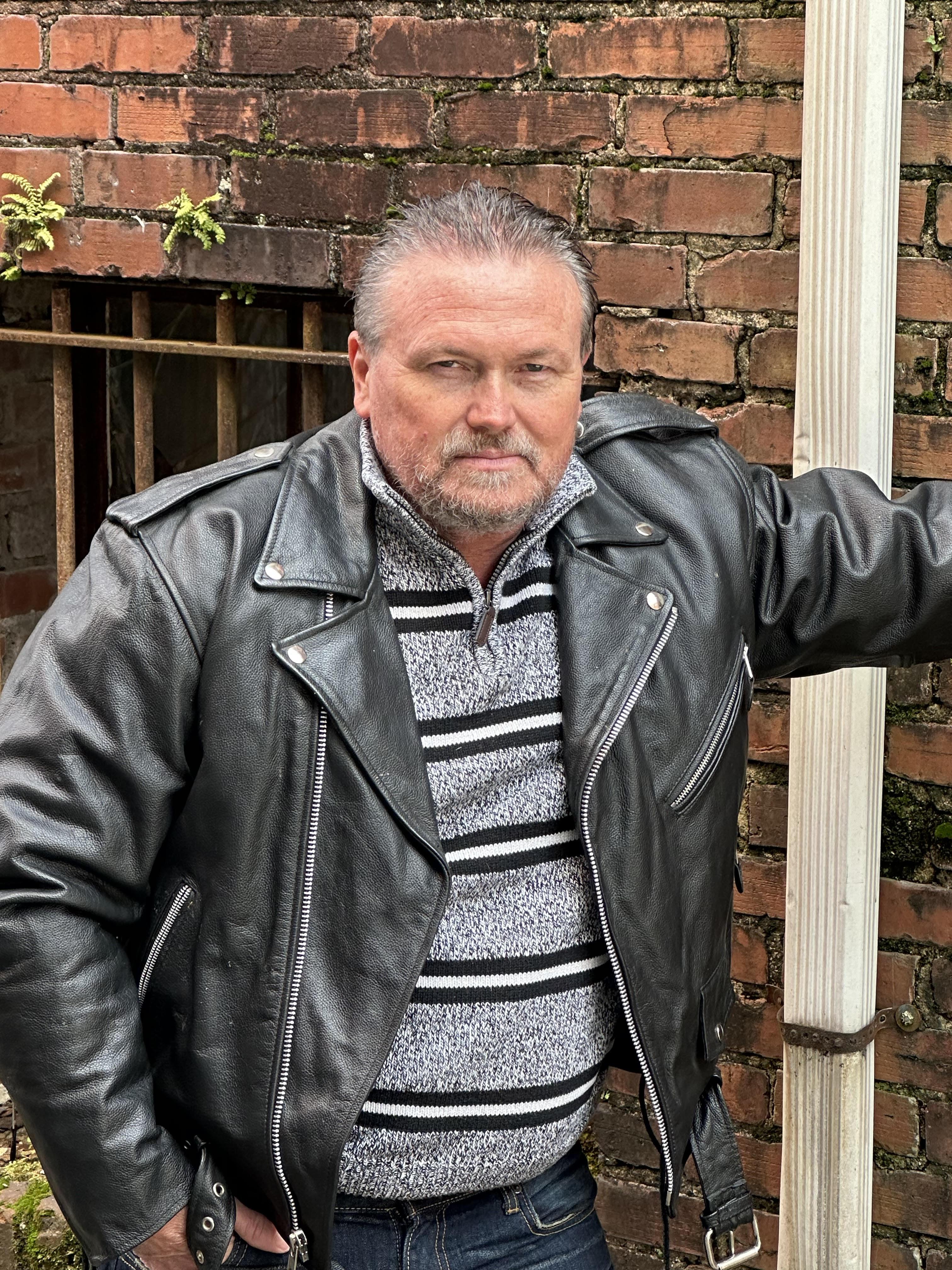 actor Steve Caston large photo