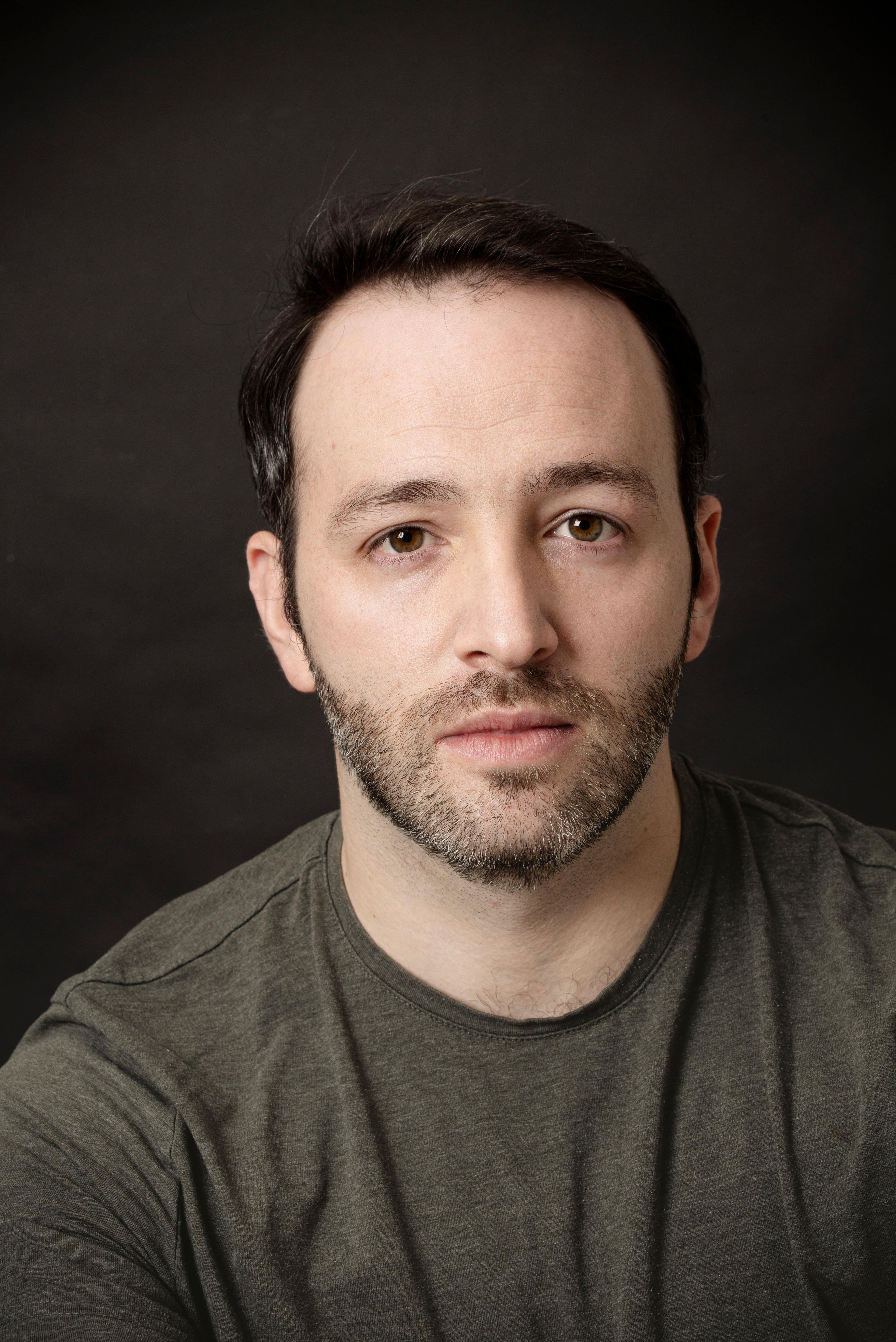 actor Gabriel Angulo large photo