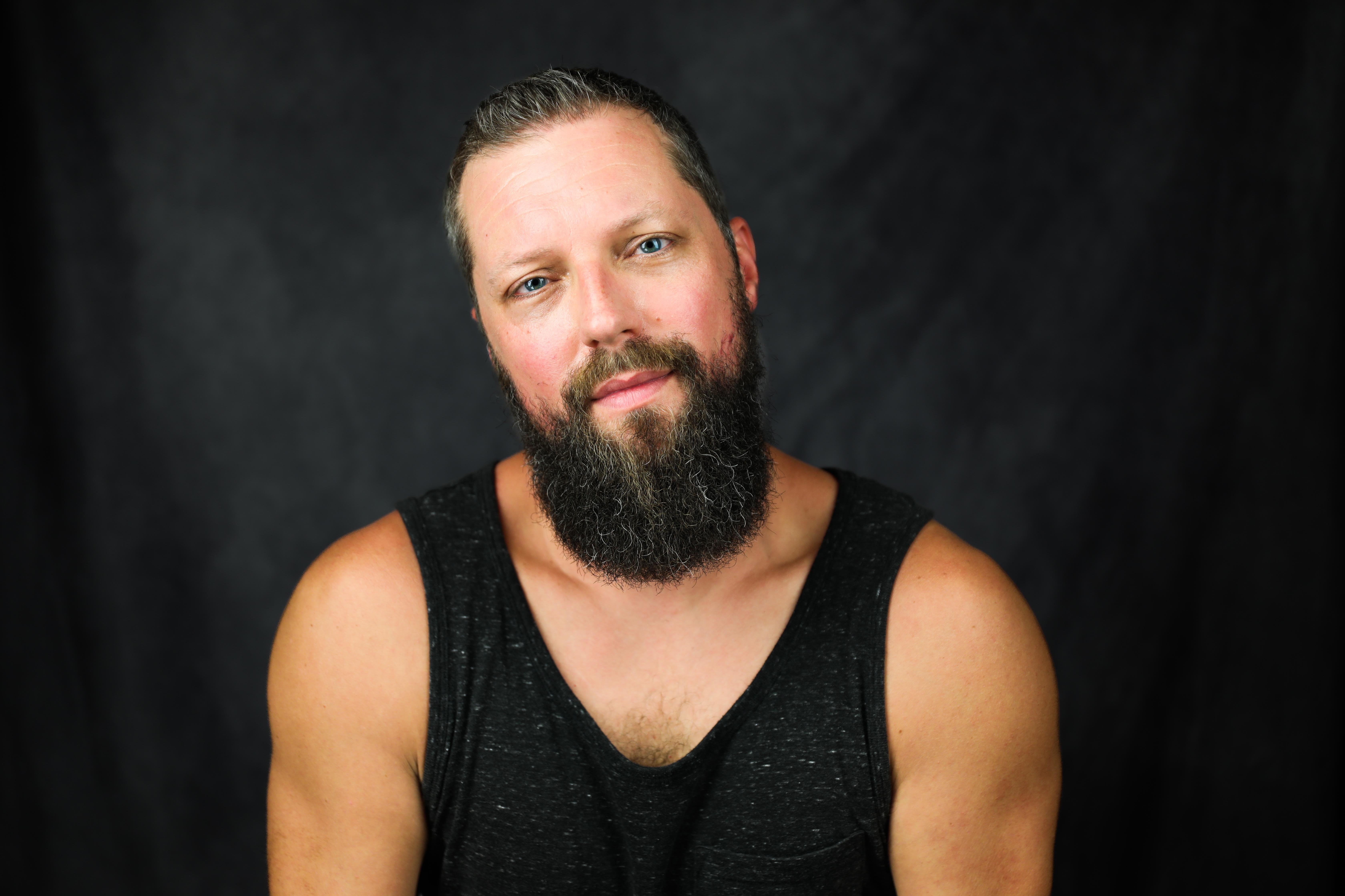 actor Beau Harris large photo