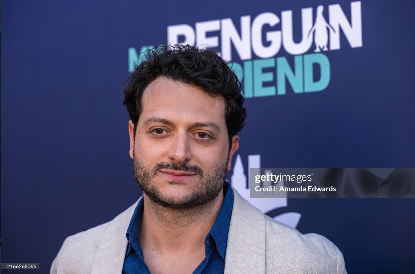 actor Pedro Urizzi large photo