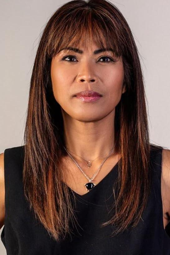 actor Michellene Covington large photo