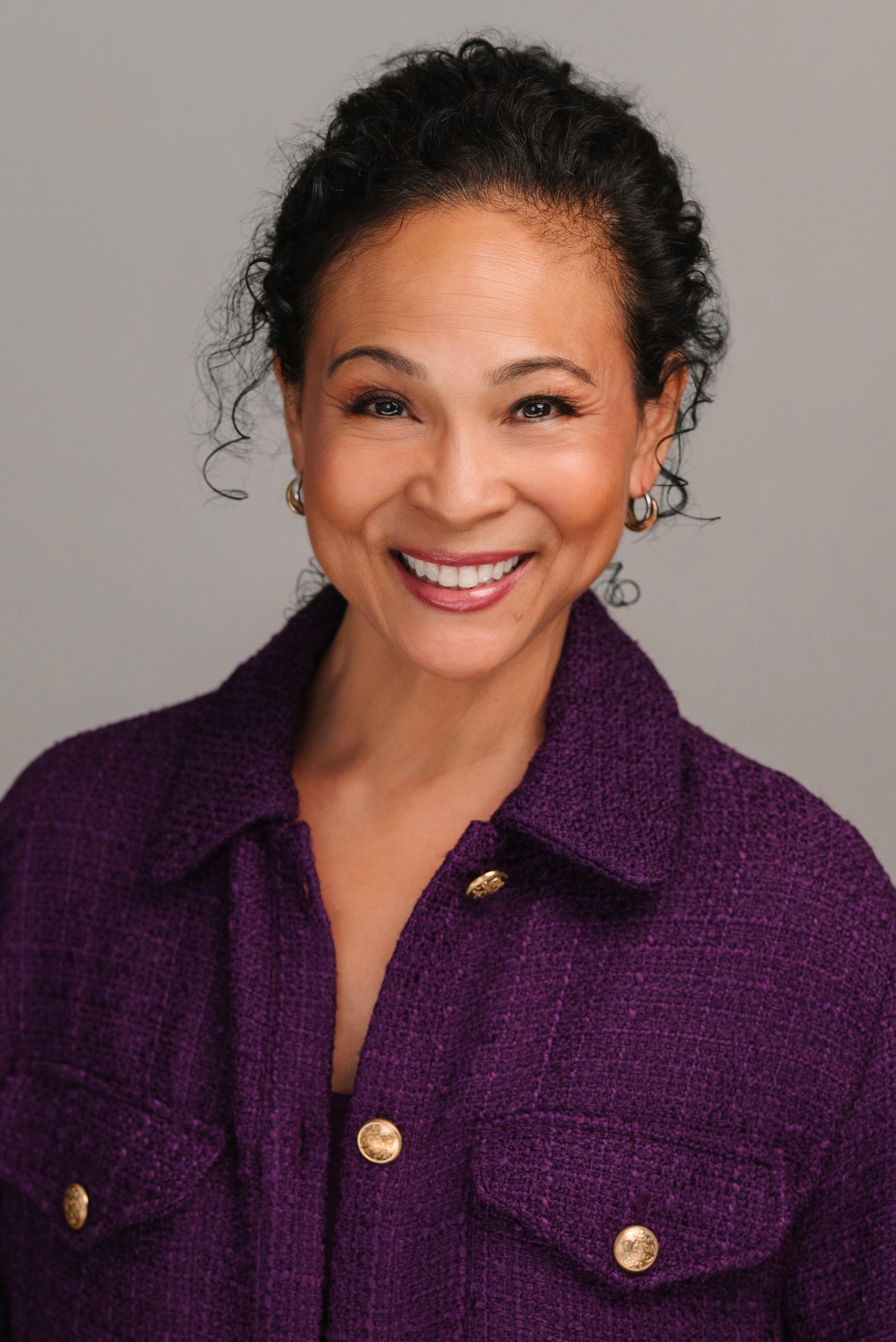 actor Gia Yee large photo