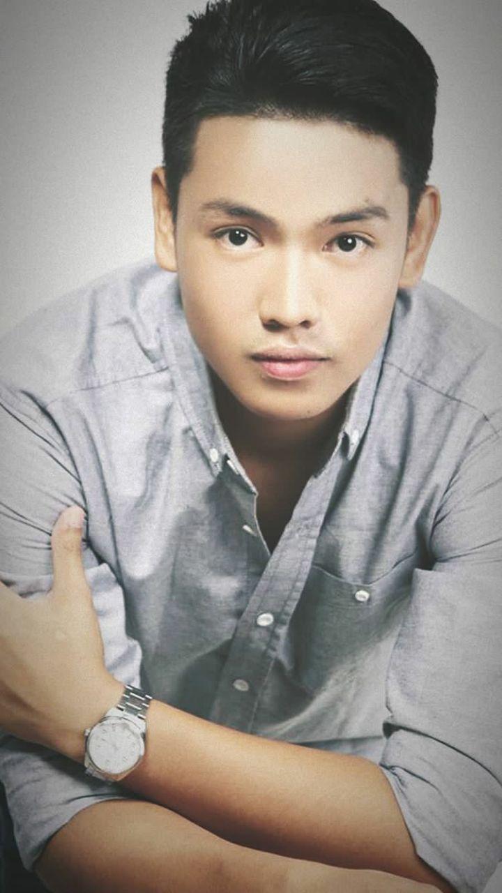 actor Calvin Reyes large photo