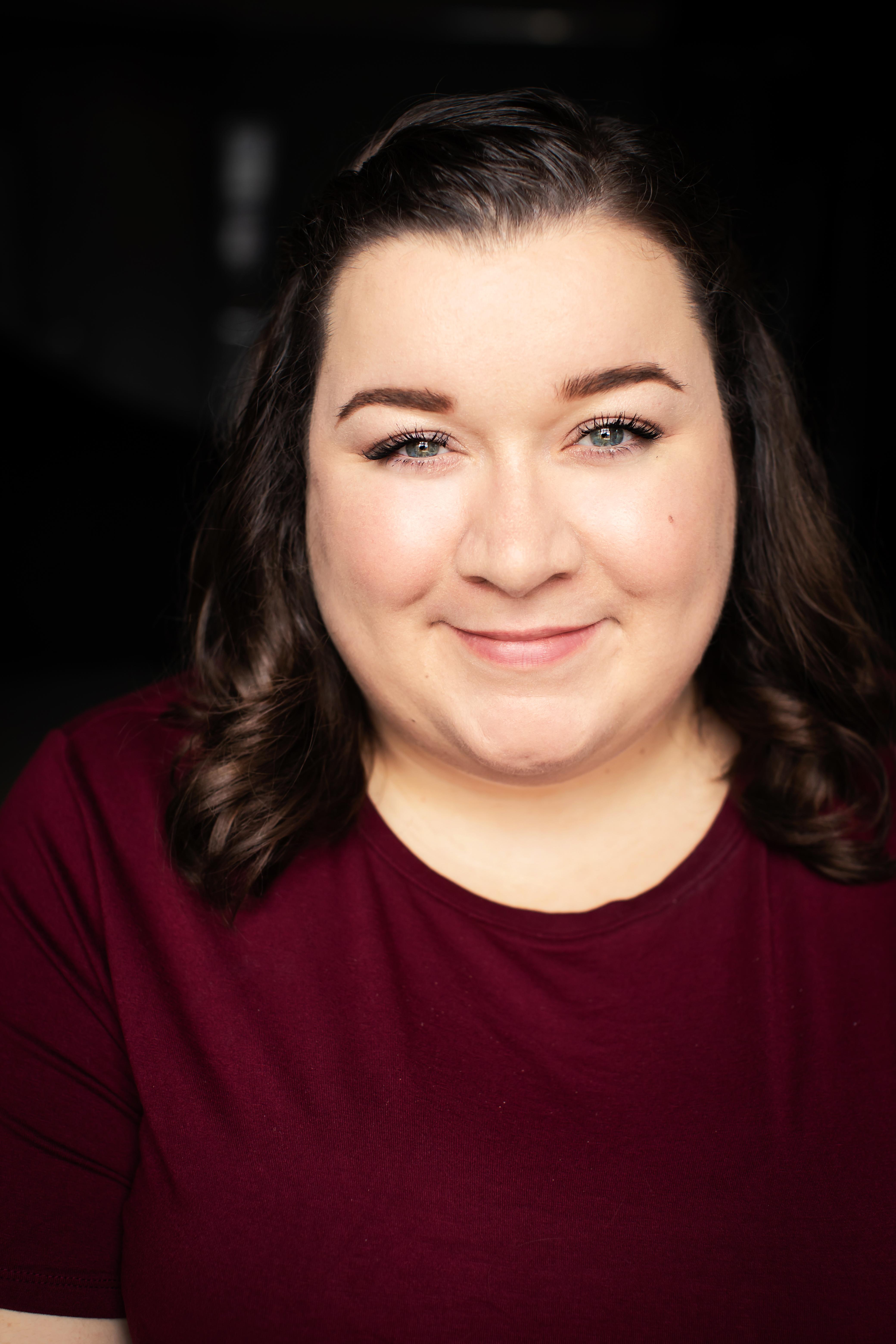 actor Allyson Leet large photo