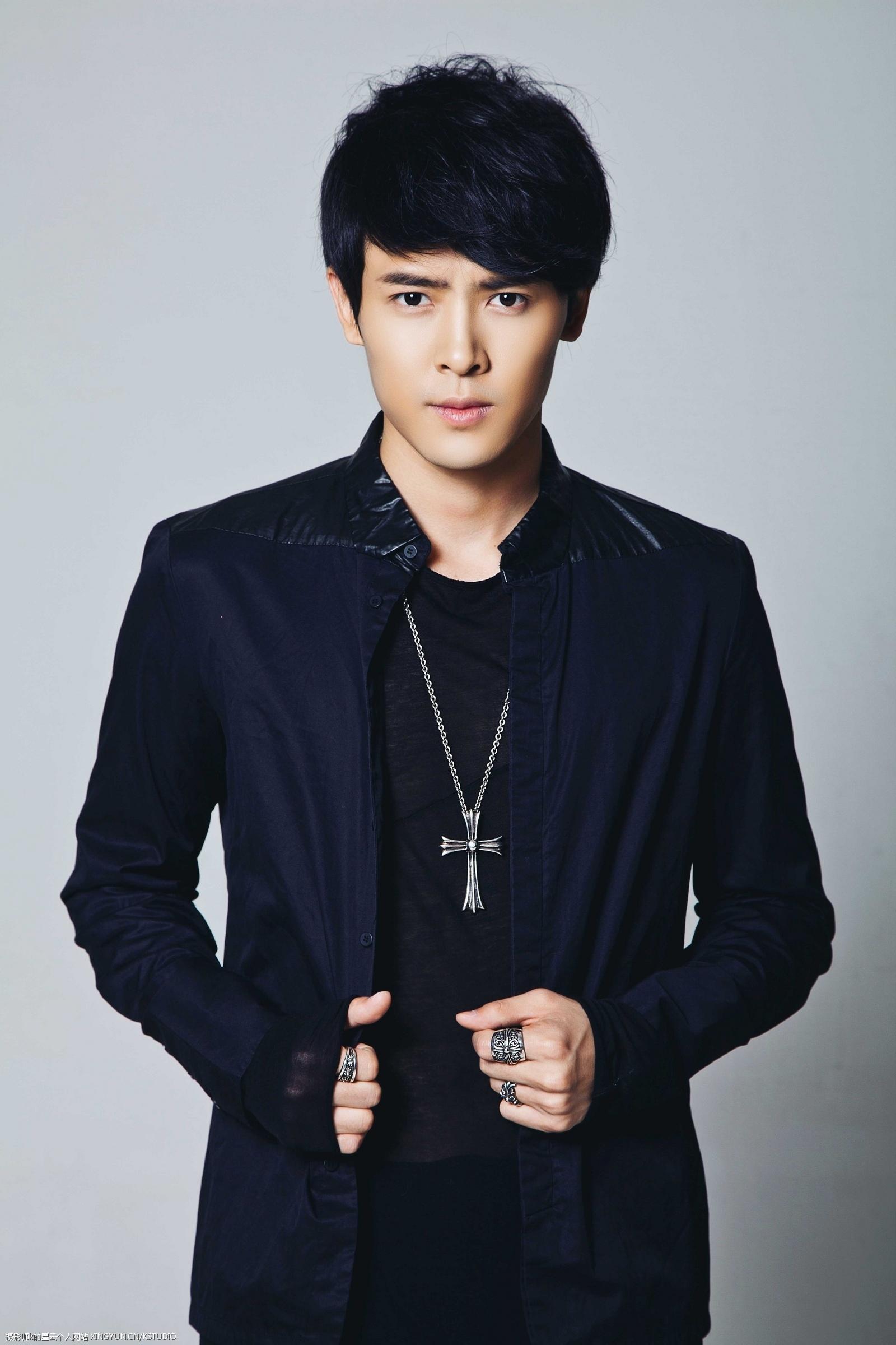 actor Xinbo Fu large photo