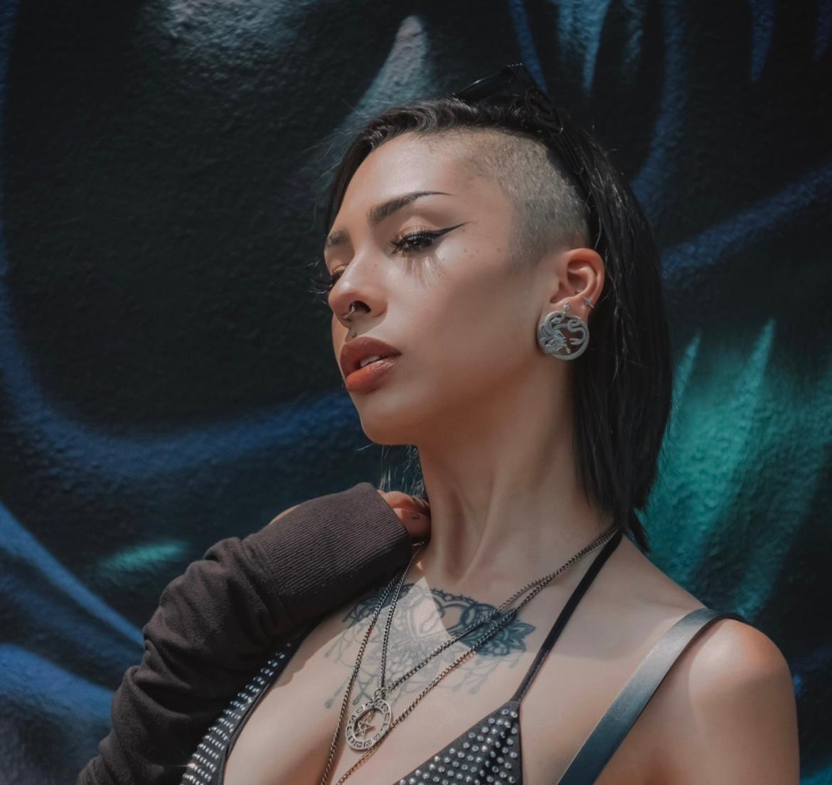 actor Fawn Winters large photo