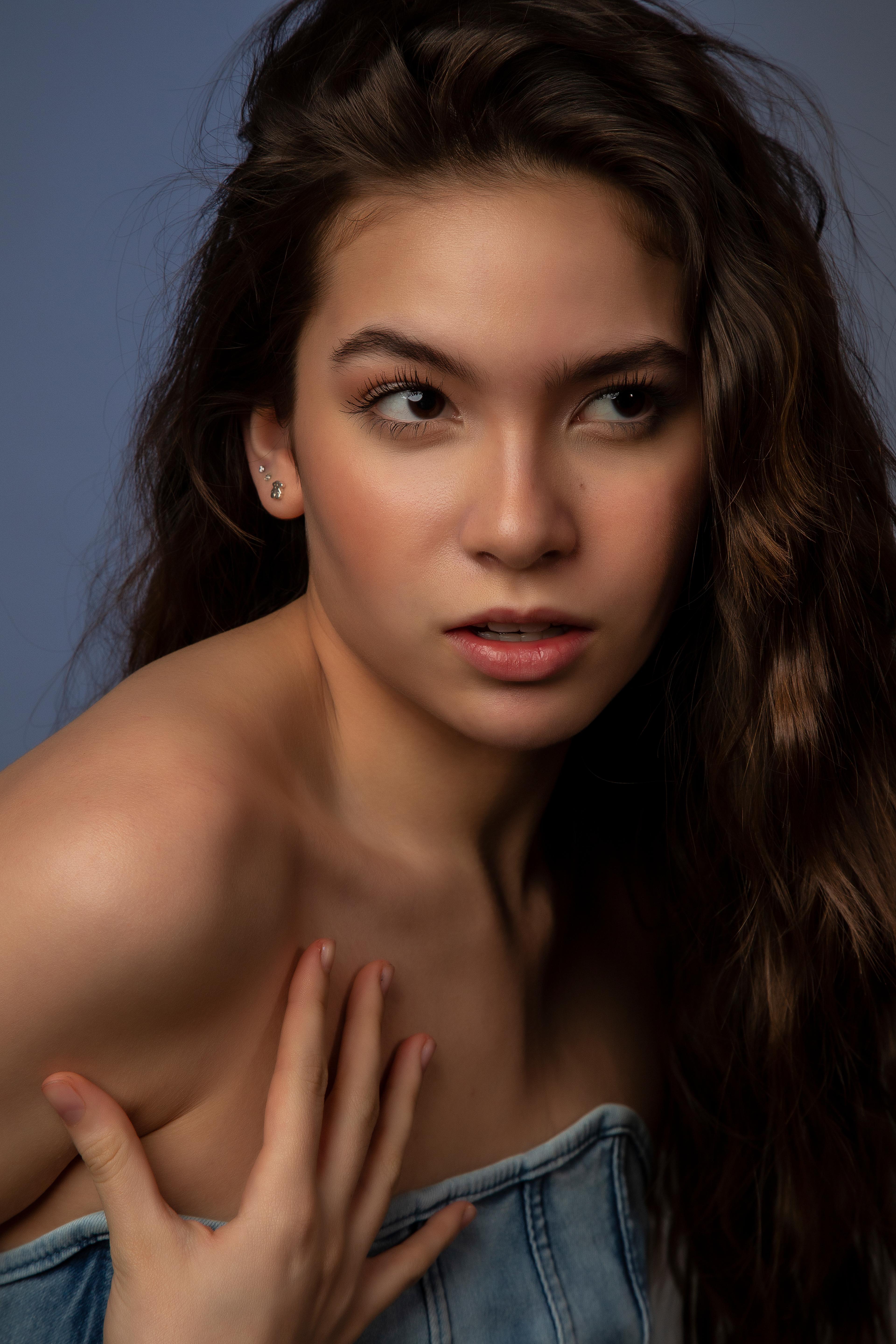 actor Alanna De La Rossa large photo