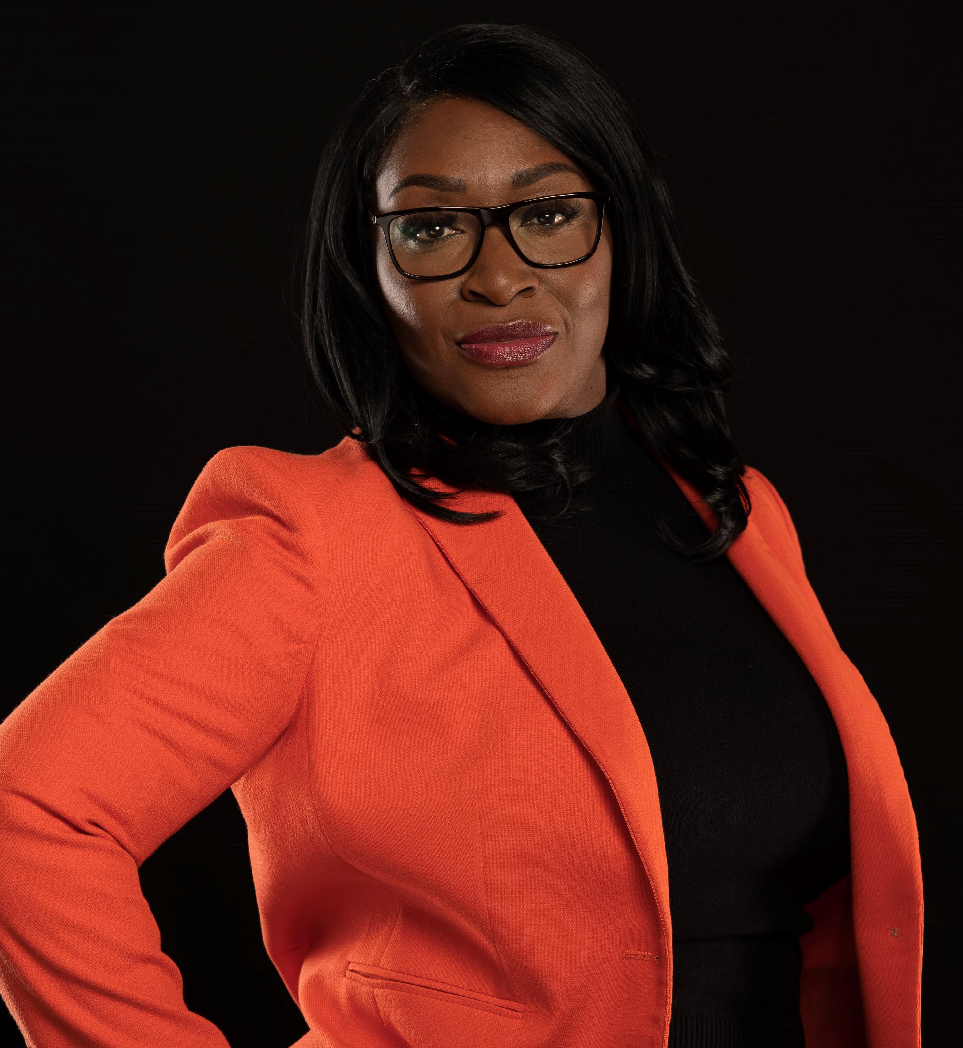 actor Monanik 'Moe' Dugar large photo