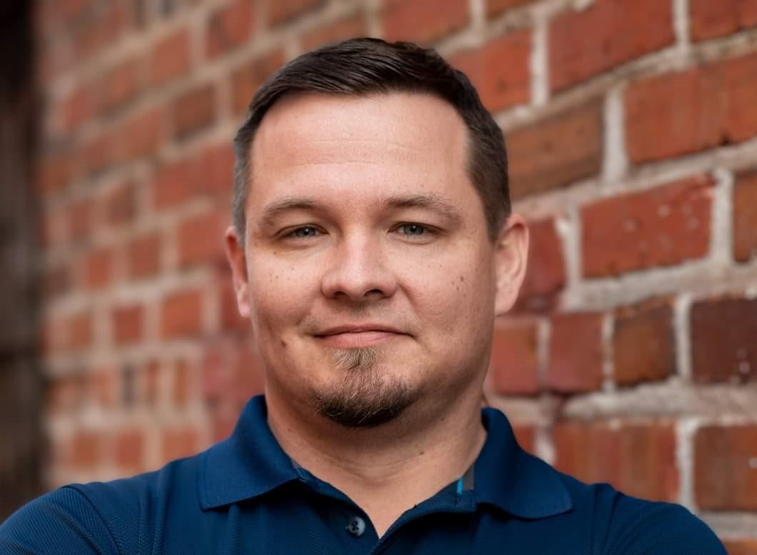 actor Frank Raybuck large photo