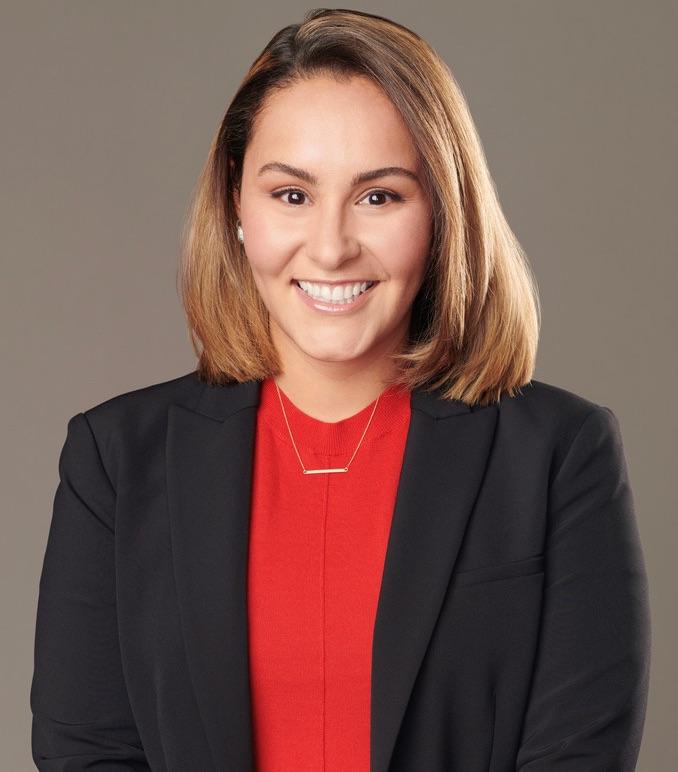 actor Ali Vitali large photo