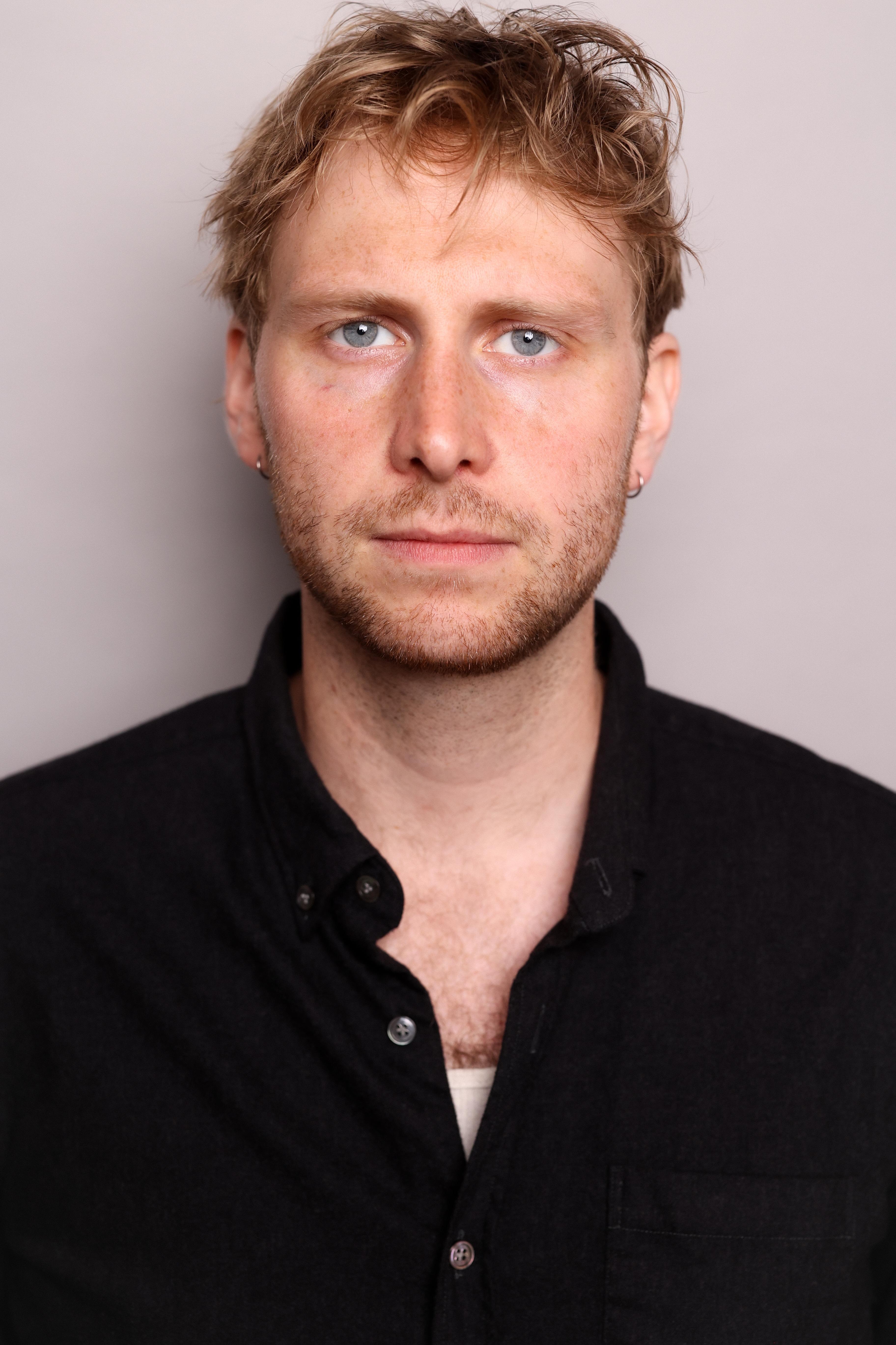 actor Peter McNally large photo