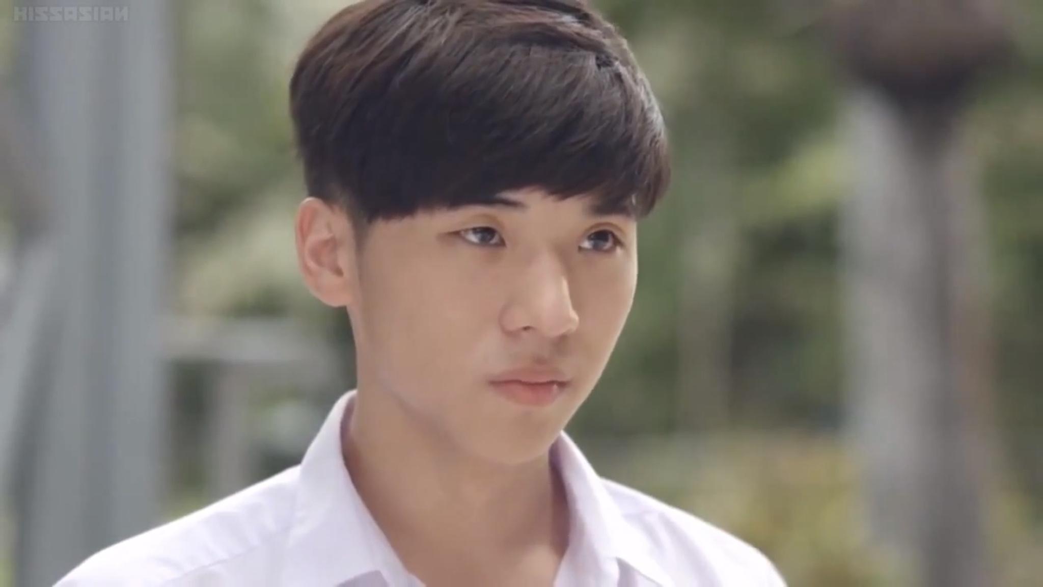 actor Tharathon Phumphothingam large photo