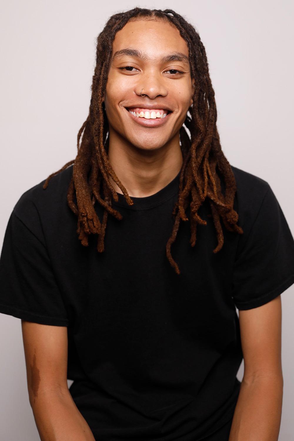 actor Seth Hill large photo